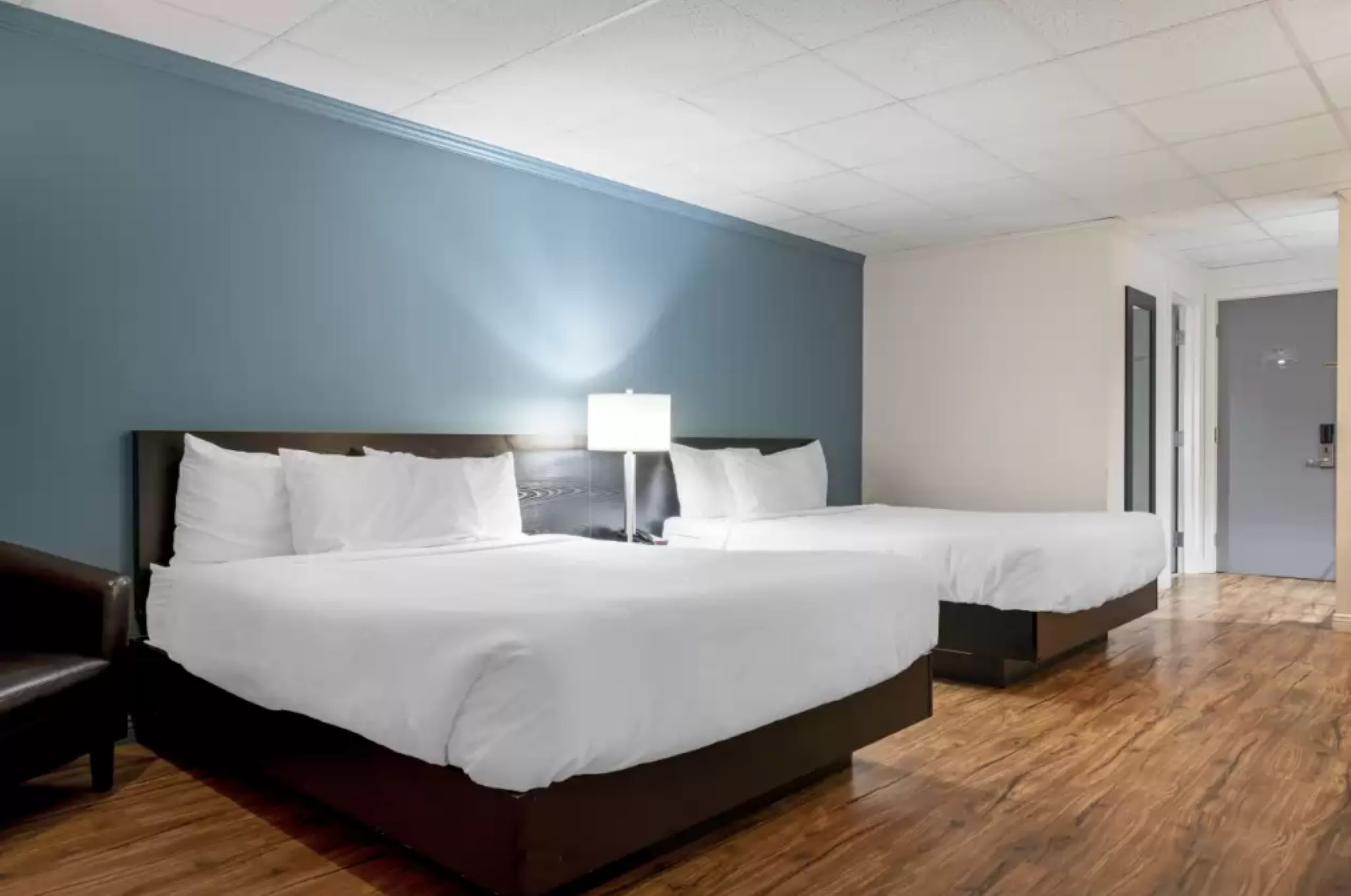 Quadruple Two Queen Beds