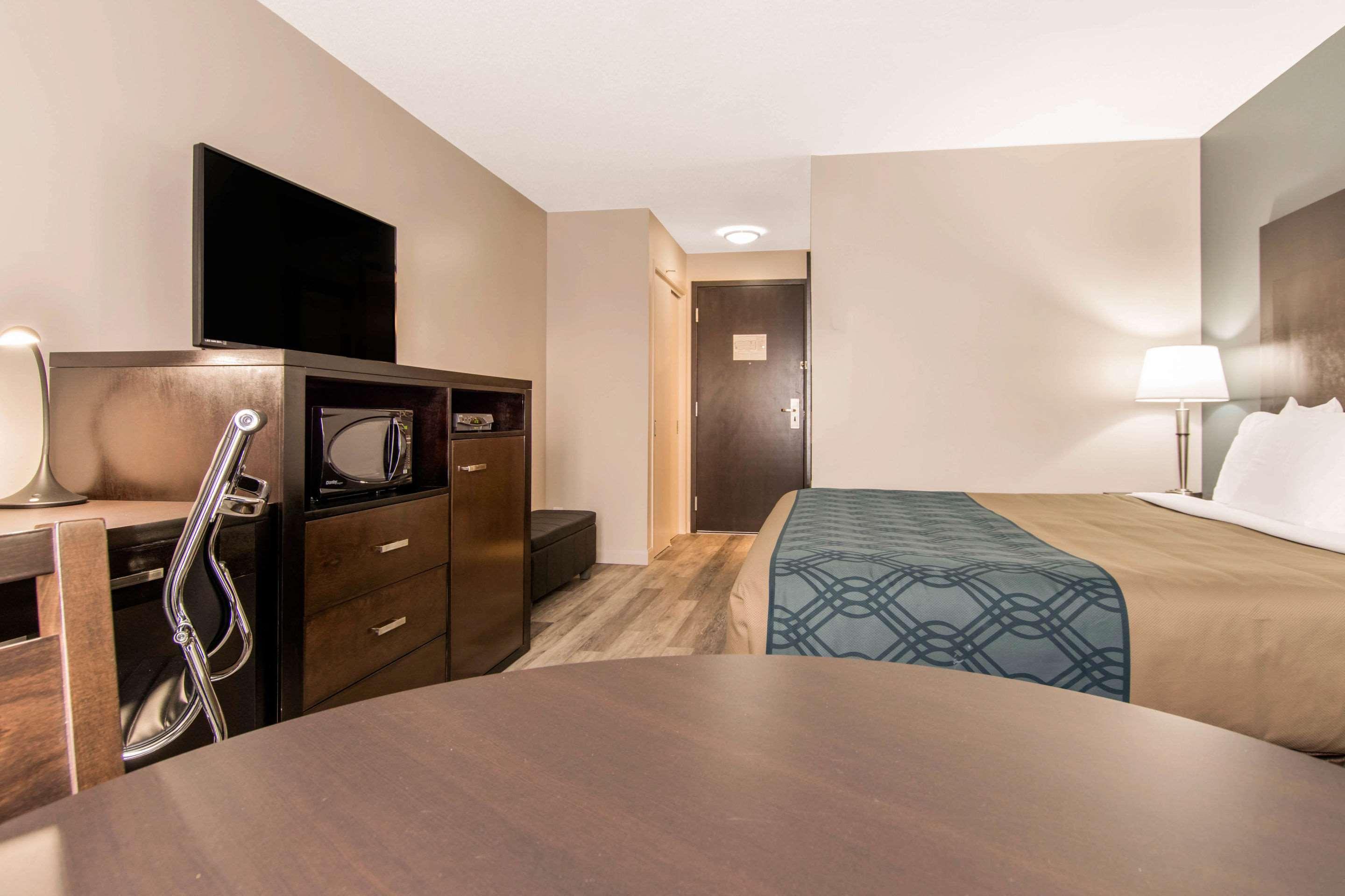 Double King Bed Non Smoking