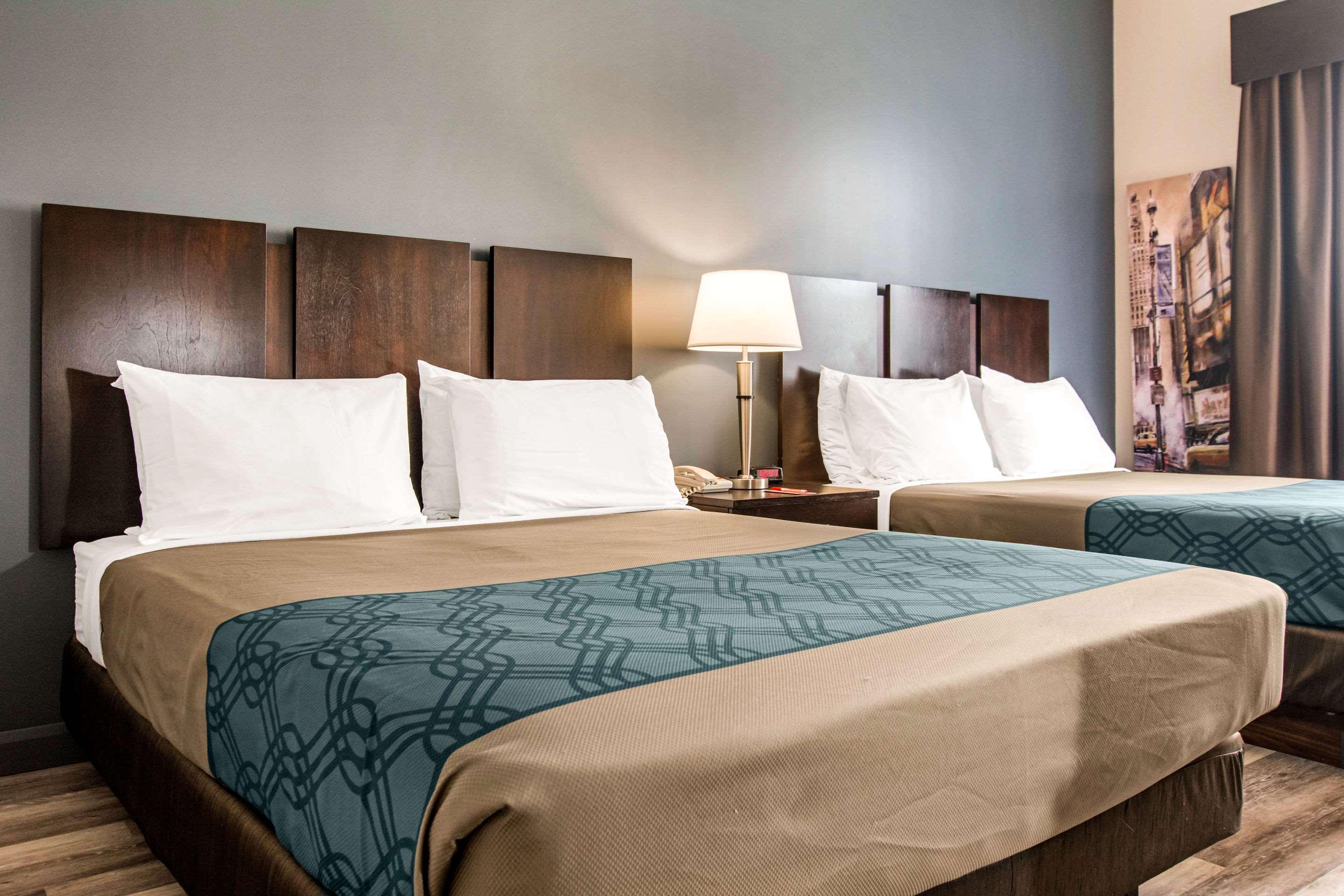 Quadruple Two Queen Beds Non Smoking