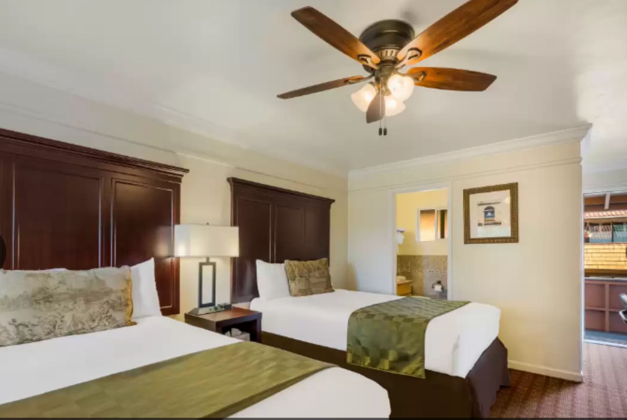 Room Two Double Beds