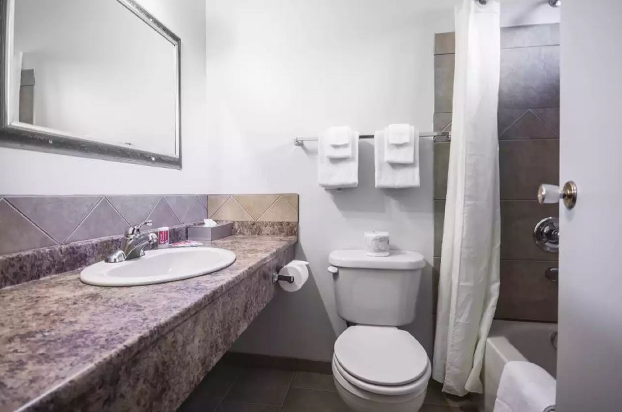 Double Queen Size Bed