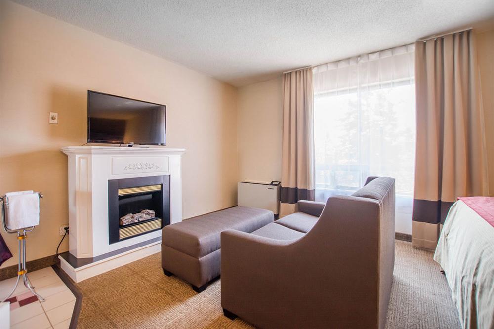 Double Queen Size Bed