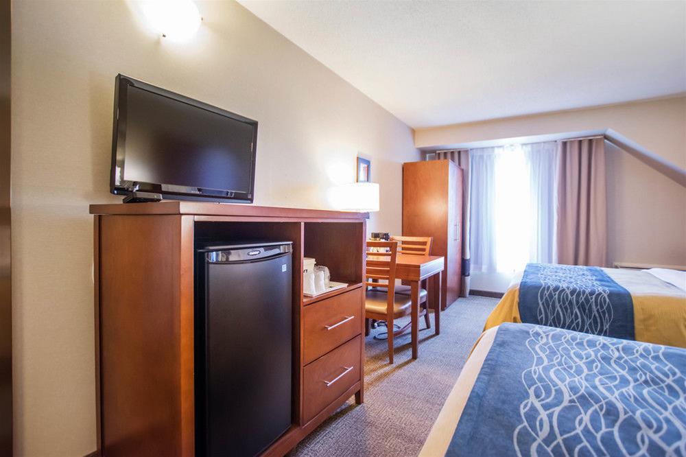 Double Two Queen Beds