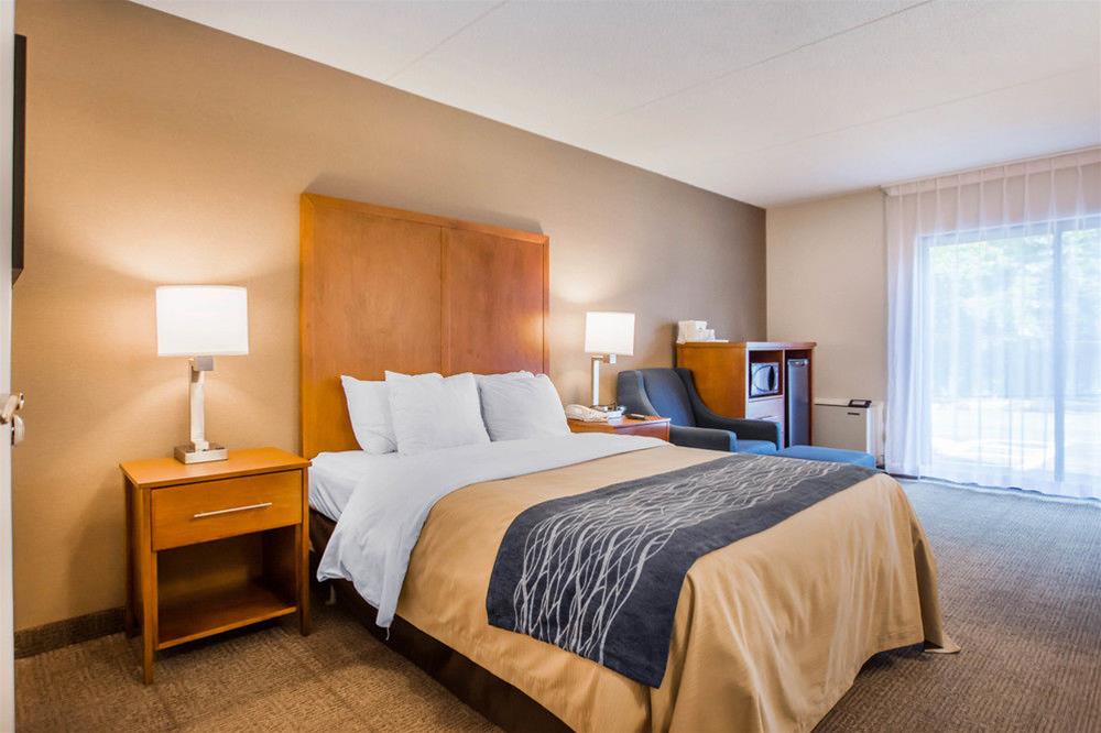 Double Queen Size Bed