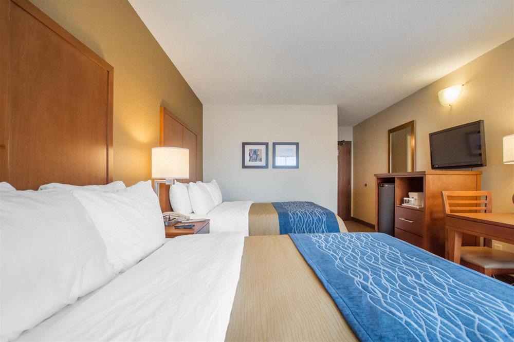 Double Two Queen Beds