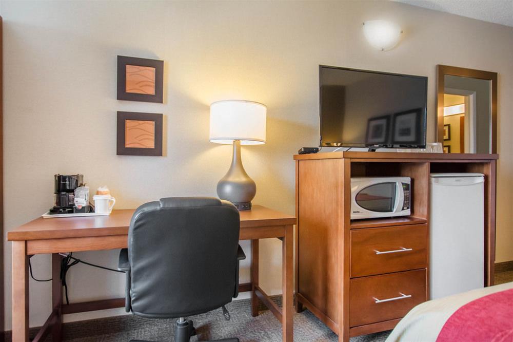 Double Queen Size Bed