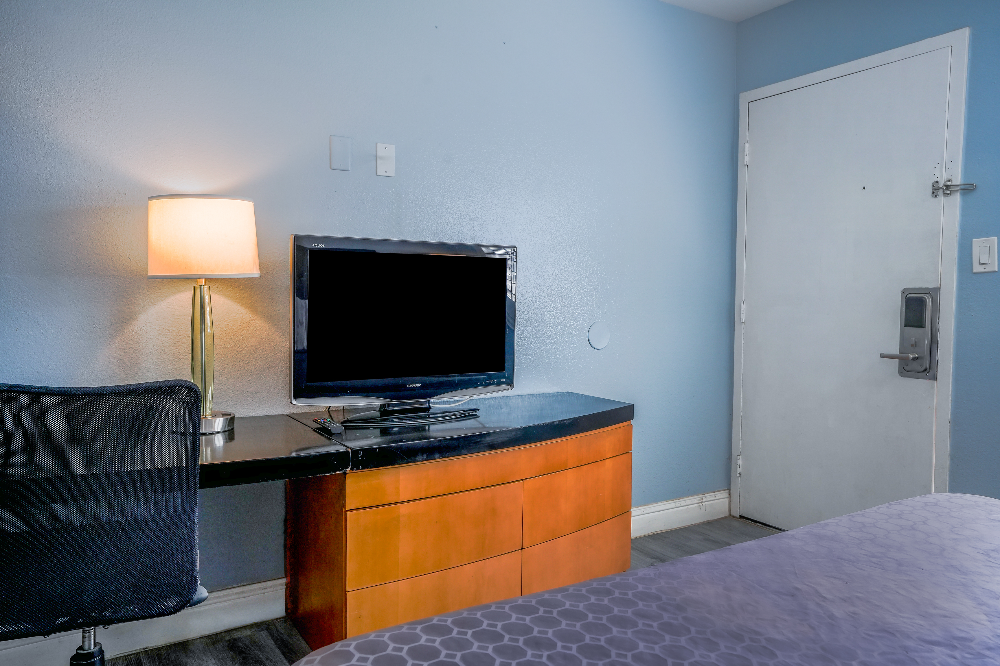 Room King Bed Non Smoking