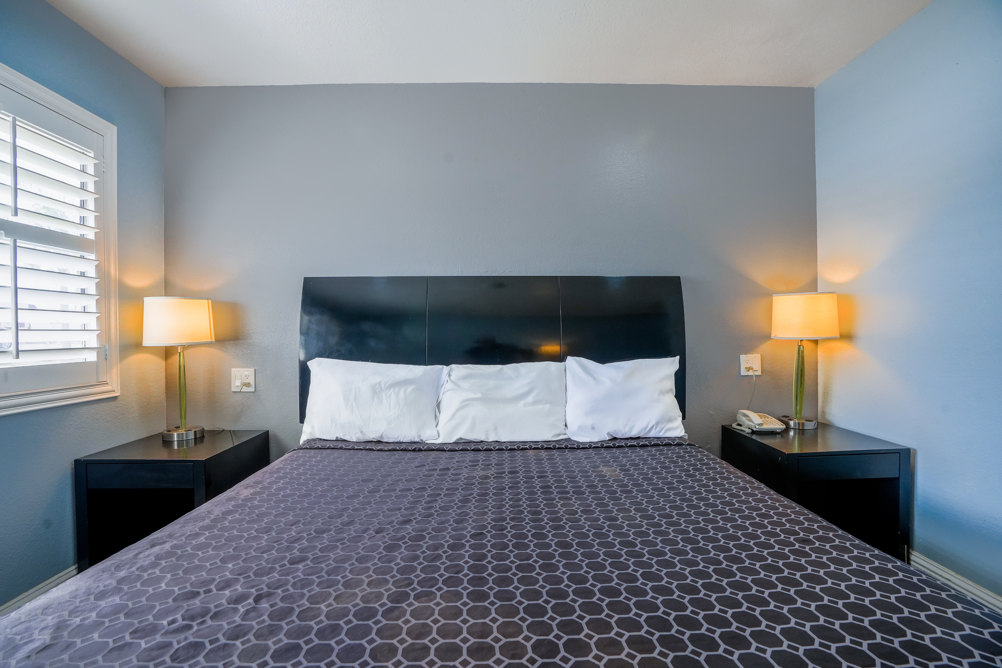 Room King Bed Non Smoking