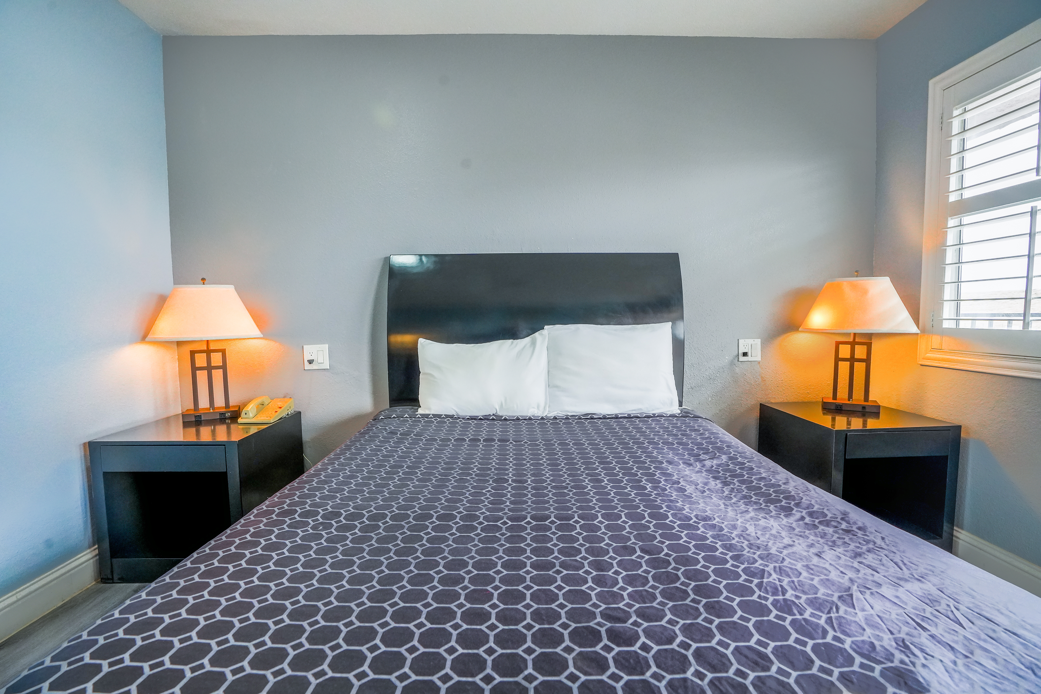 Room Queen Bed Non Smoking