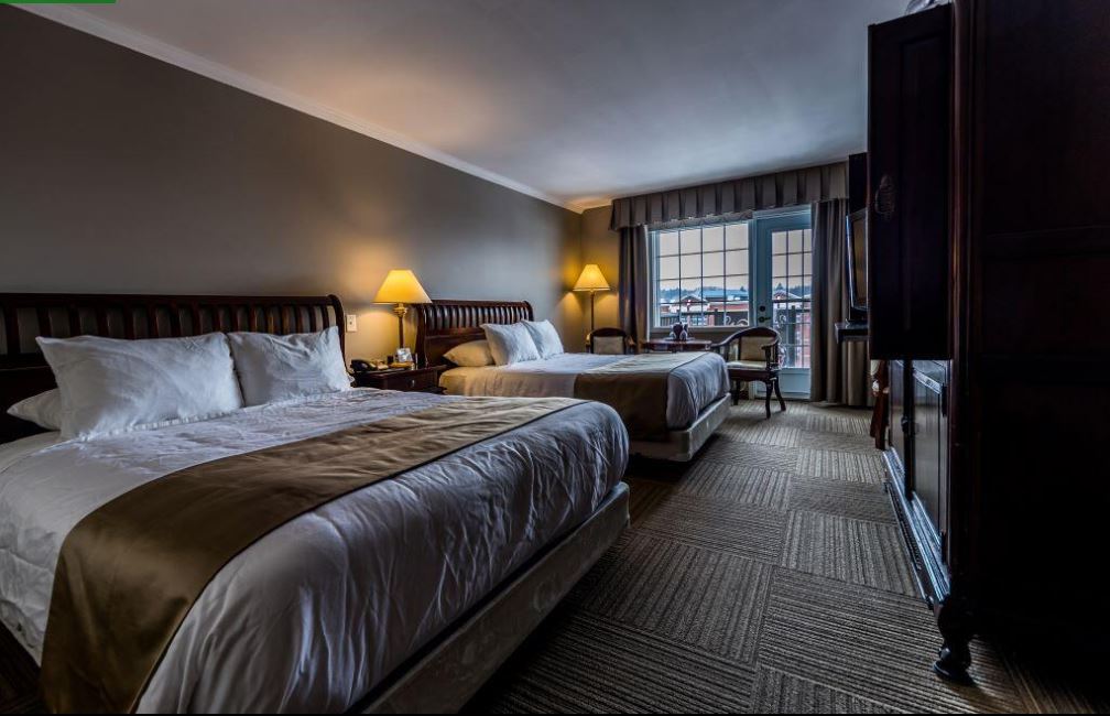 Double Two Queen Beds Non Smoking