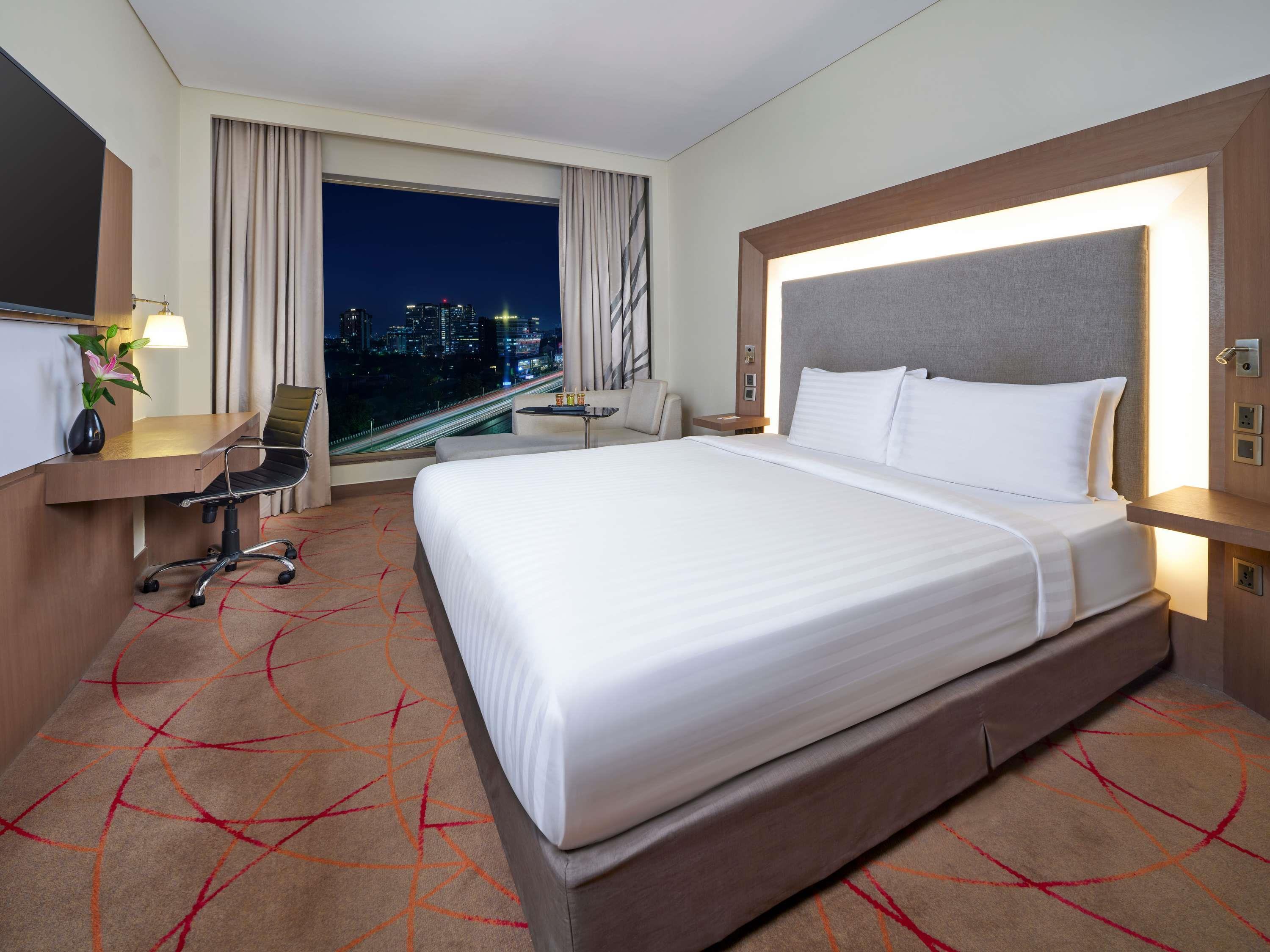 Double Superior King Bed