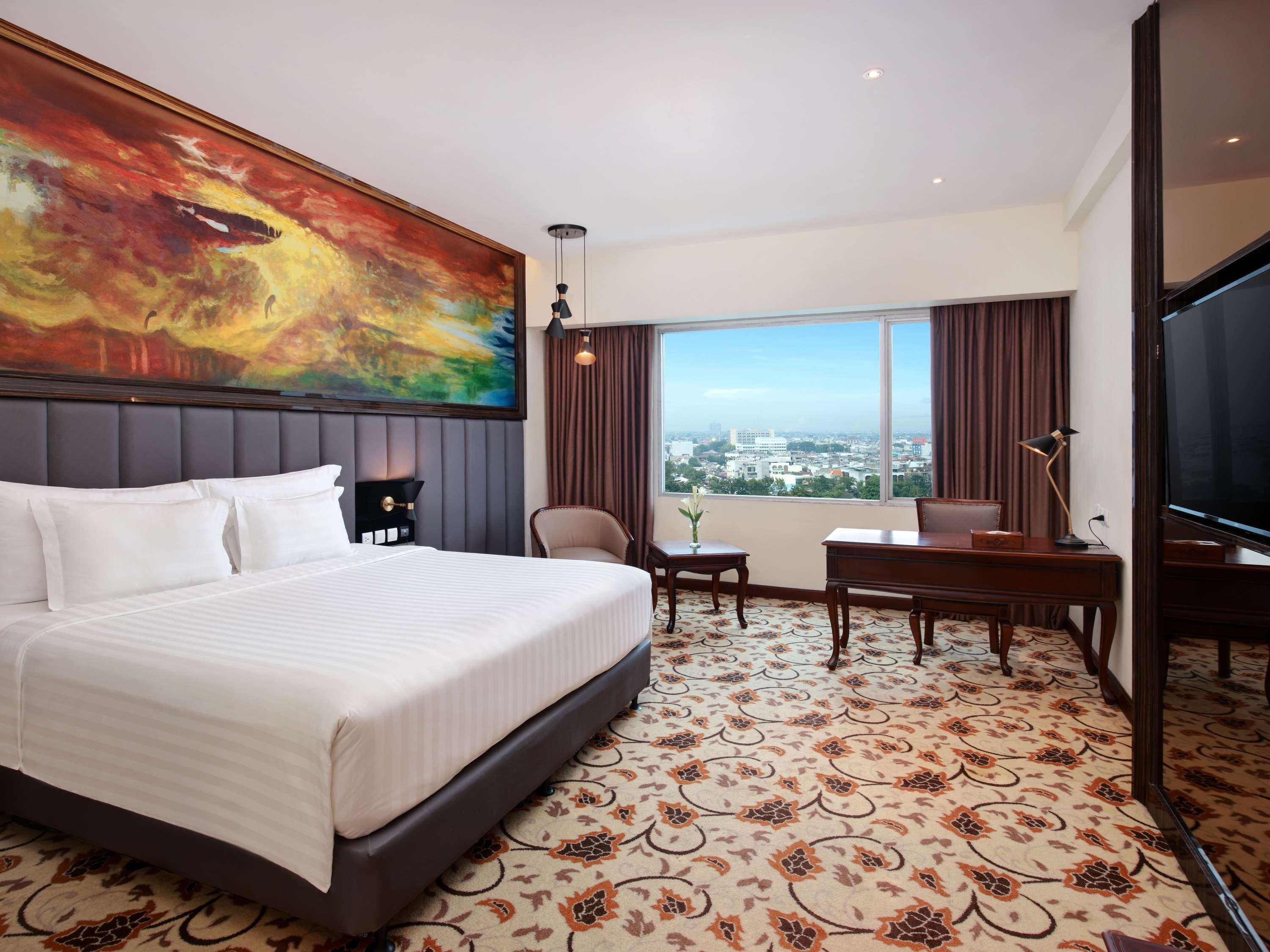 Double Premier King Bed