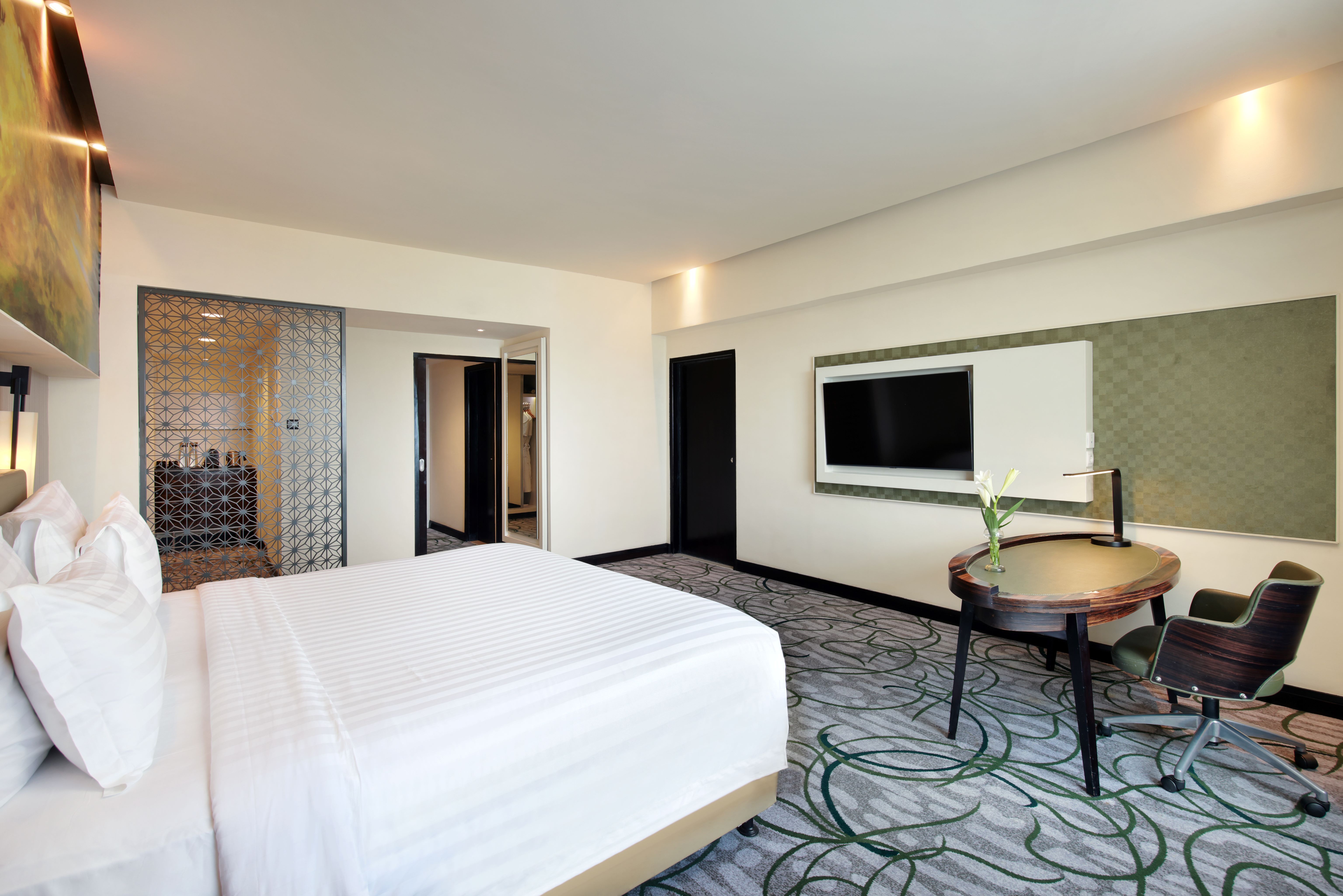 Double Premier King Bed