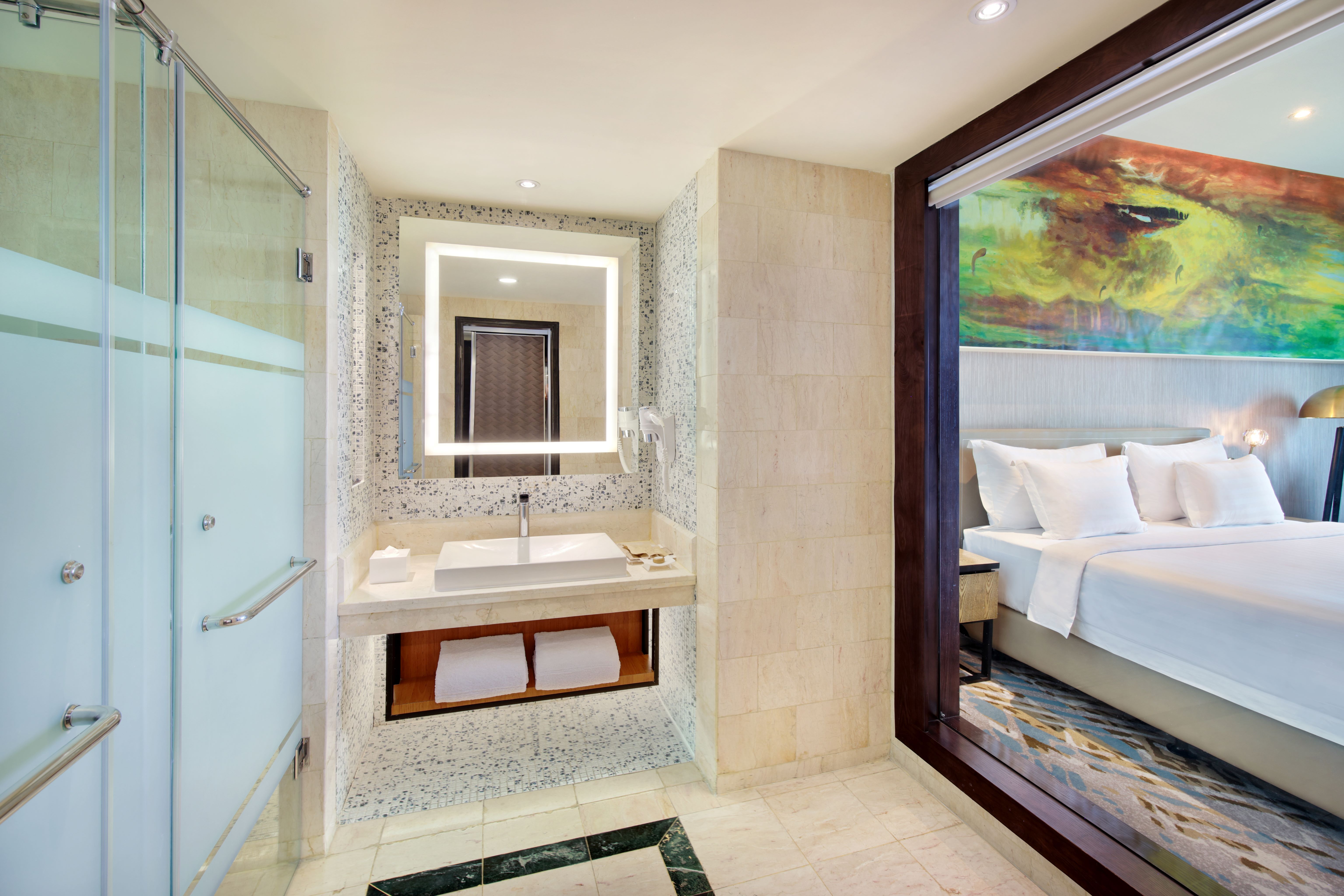 Double Deluxe King Bed