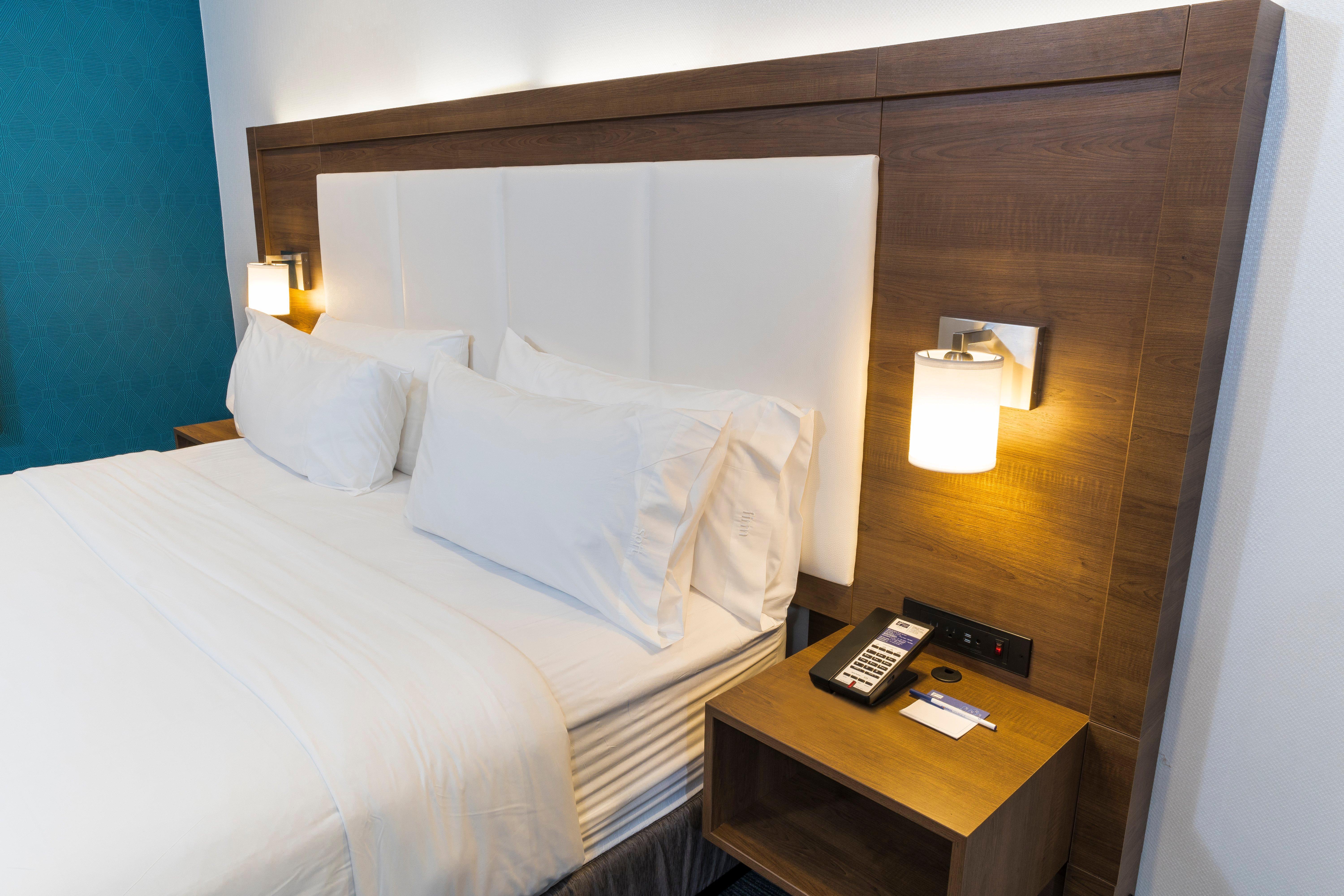 Double King Bed Non Smoking