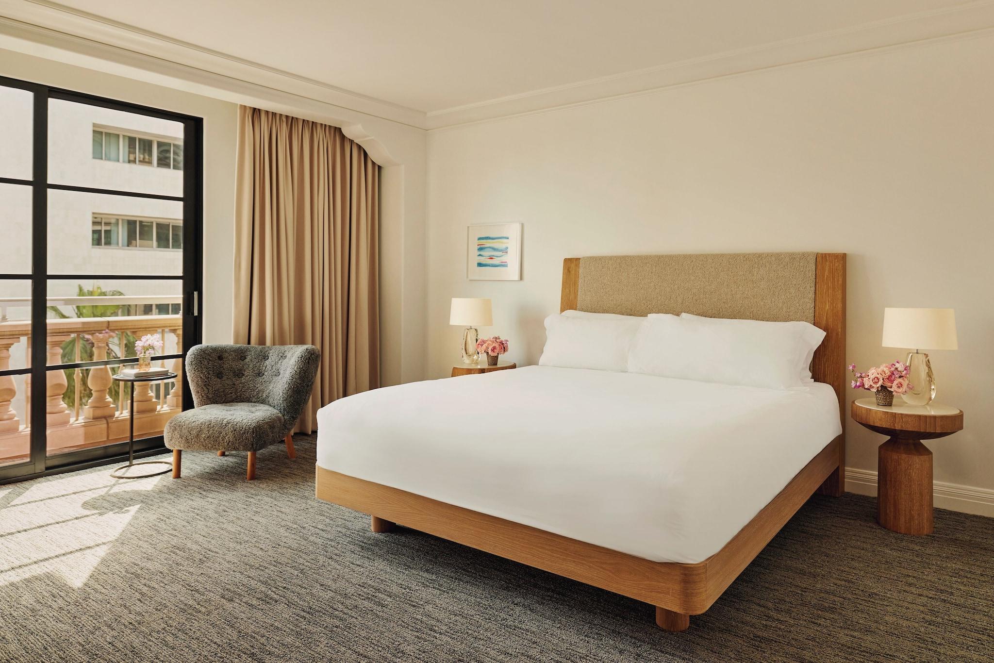 Double Accessible Superior