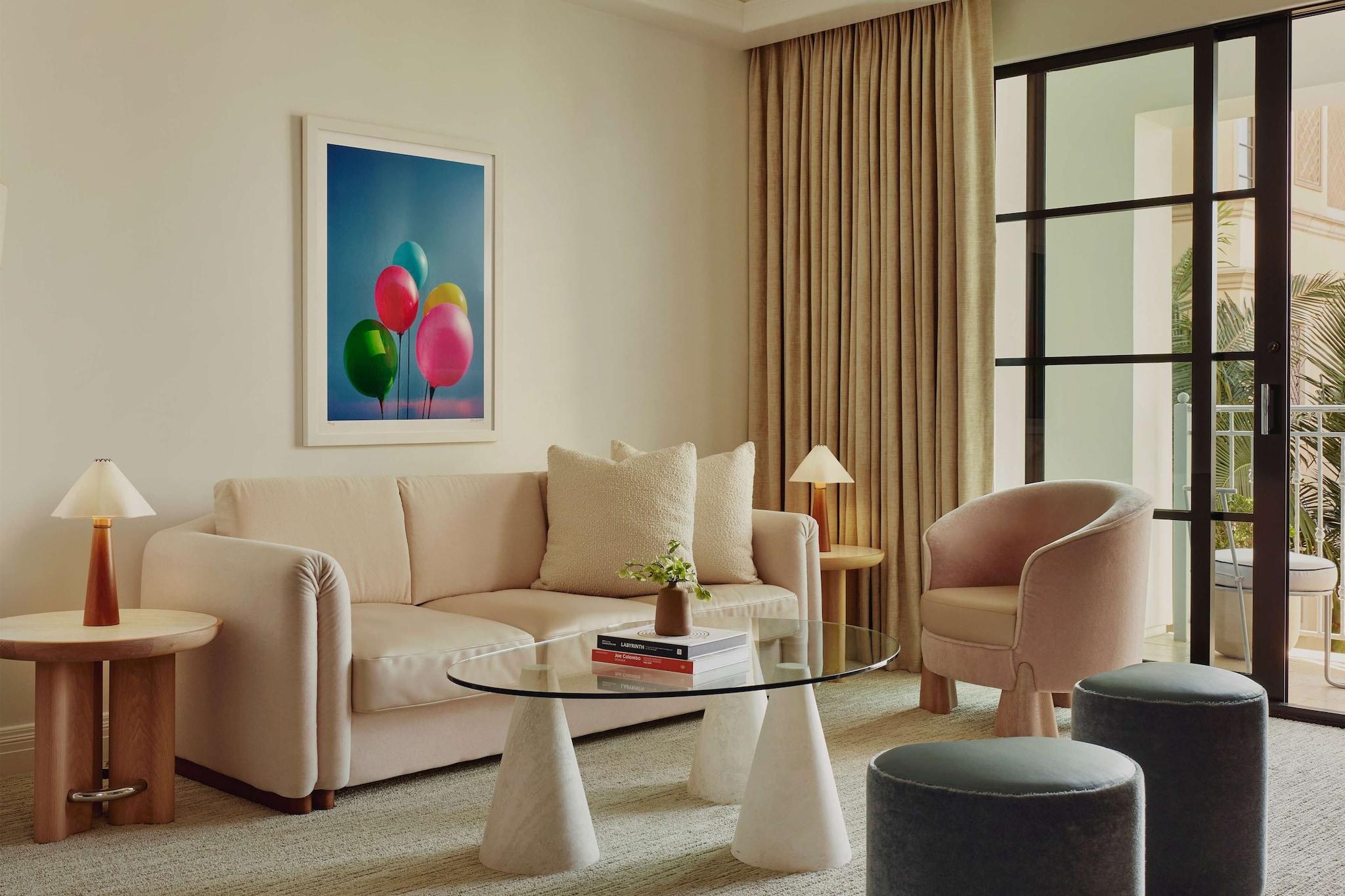 Studio King Size Bed