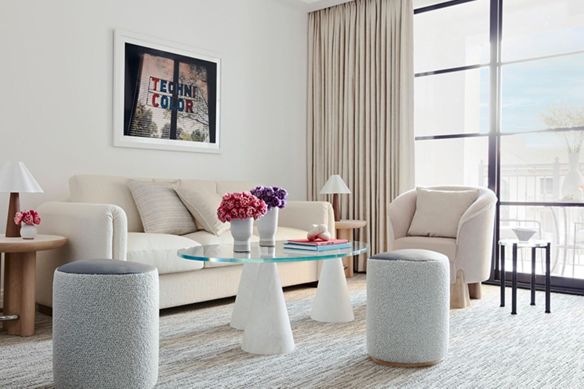 Studio King Size Bed