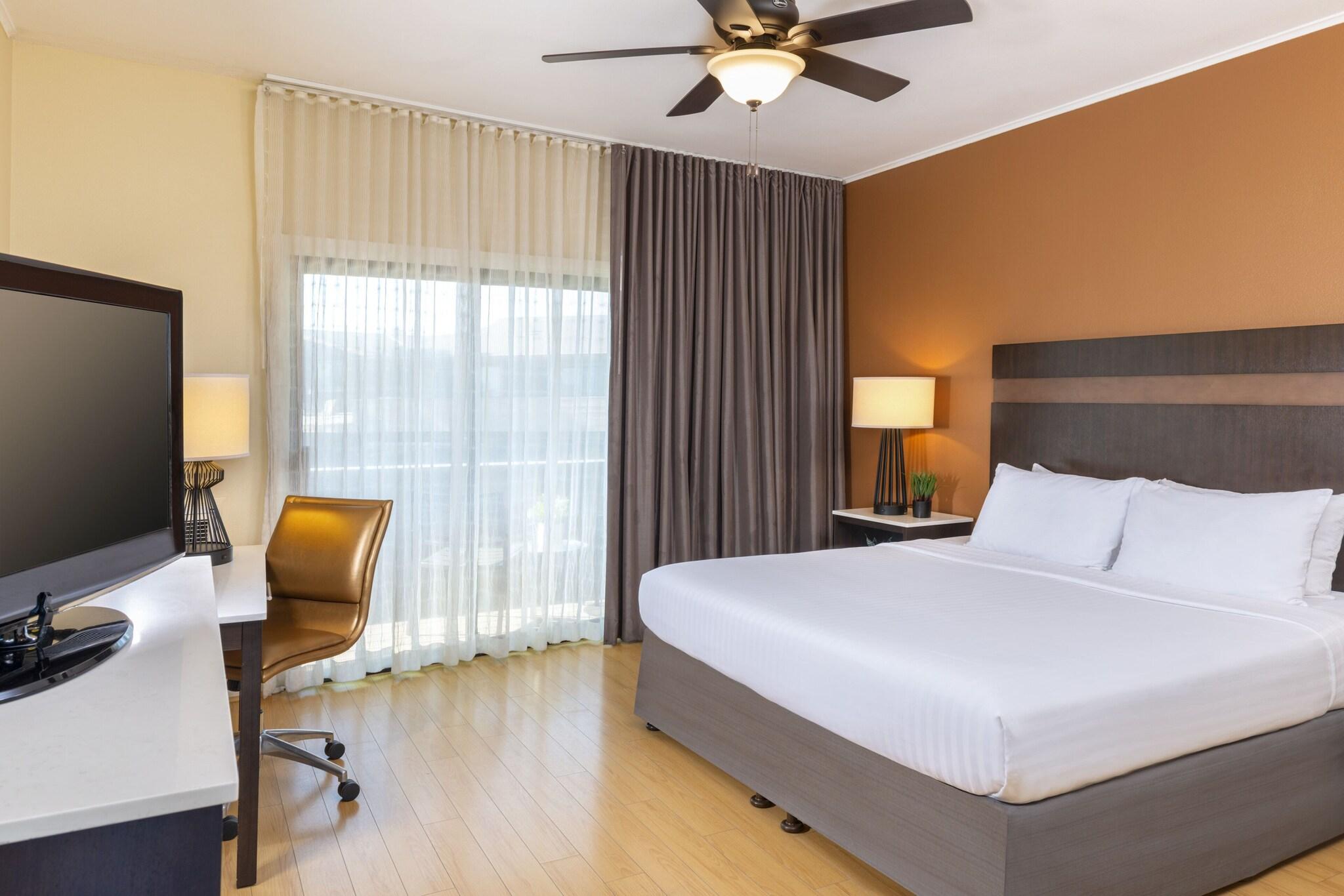 Double Classic King Bed