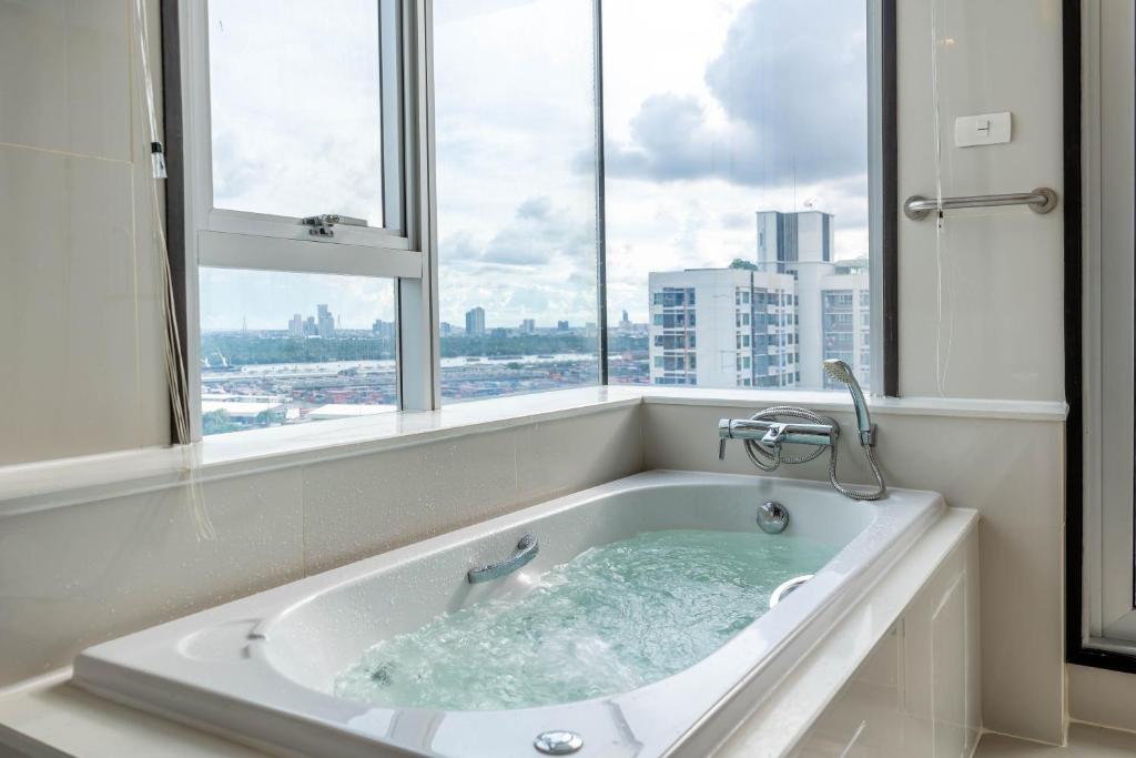 Double or Twin Three Bedrooms