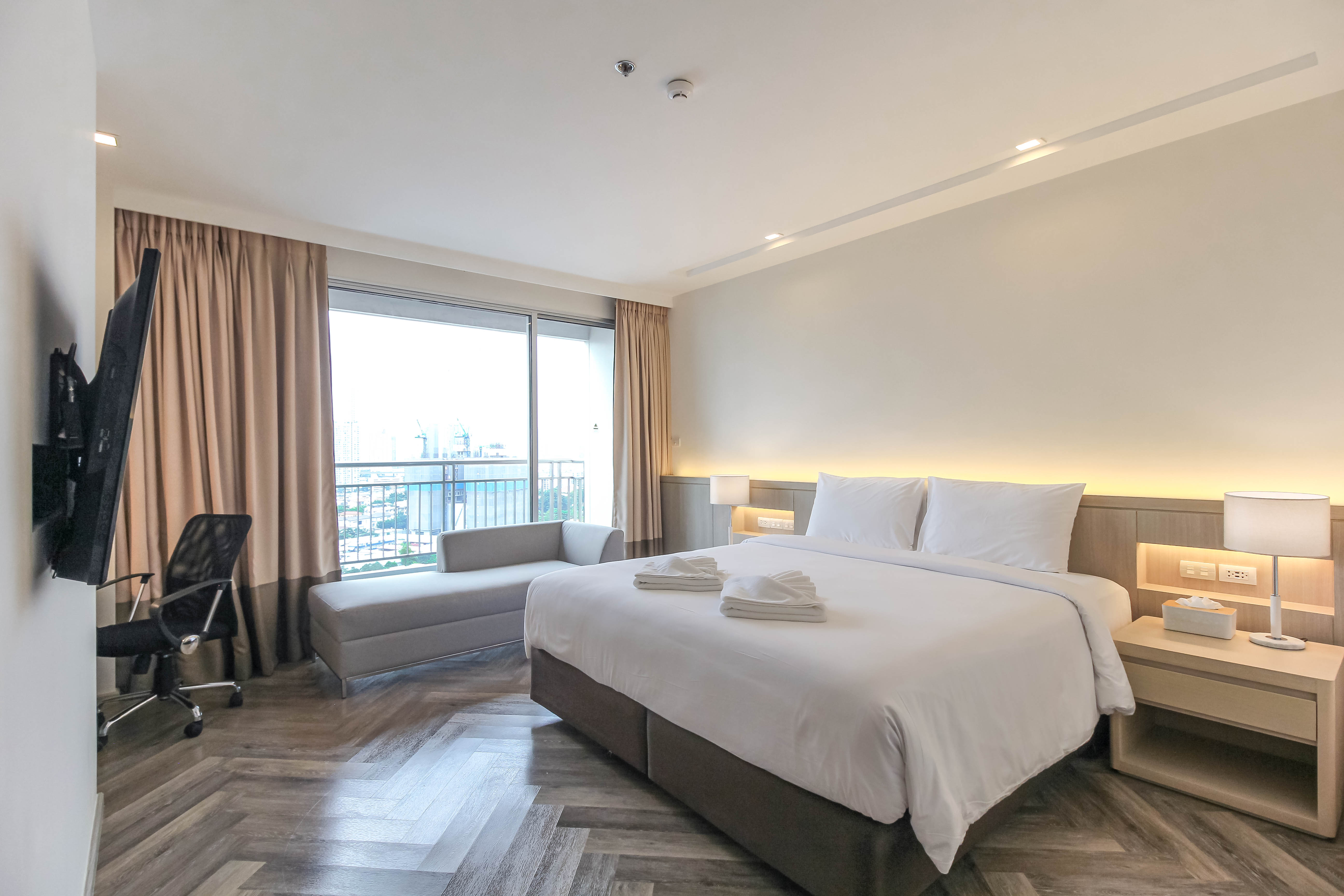 Double or Twin Deluxe with Views