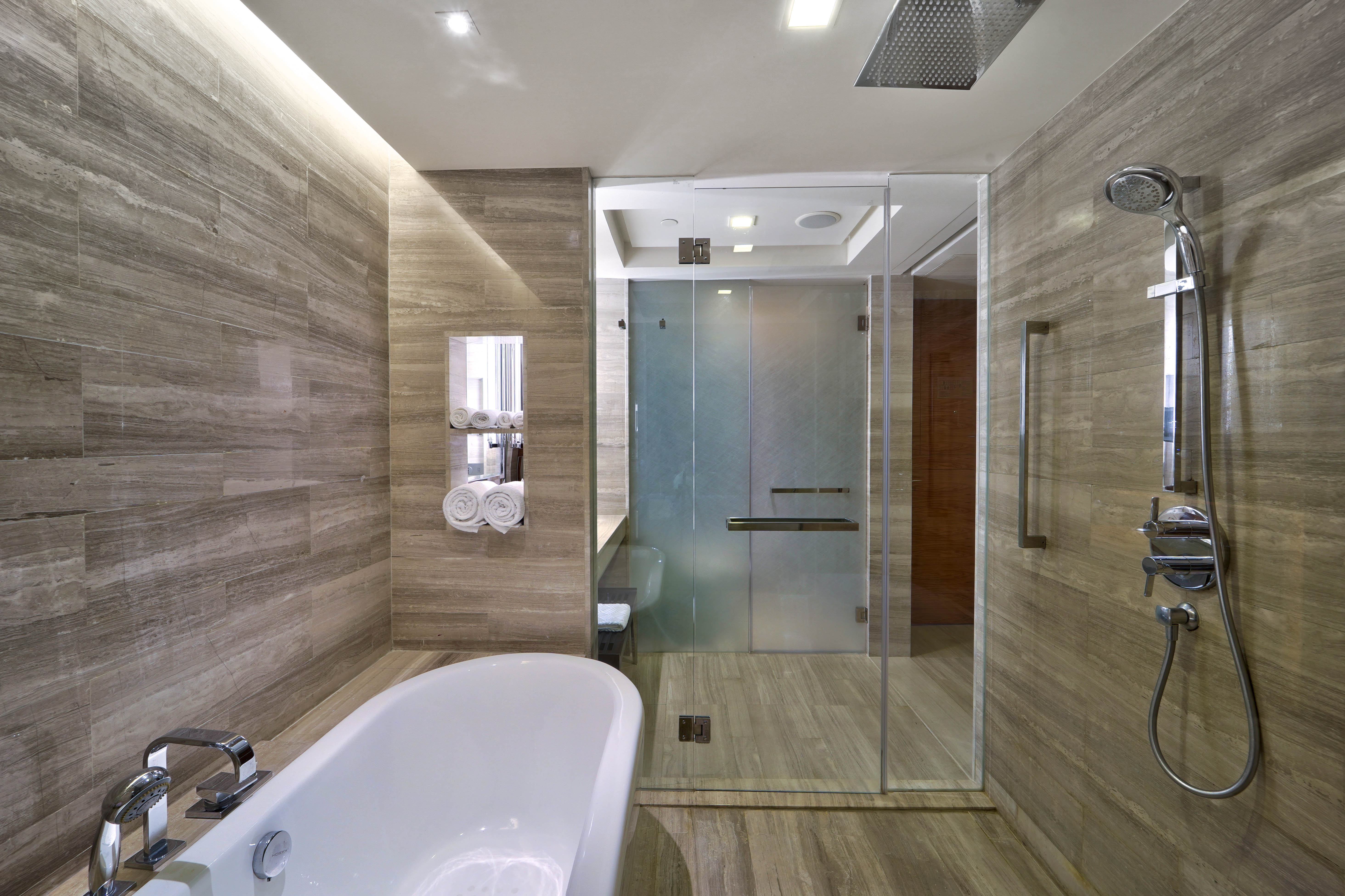 Room Premium King Bed