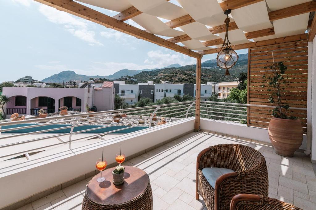 Junior Suite Pool View