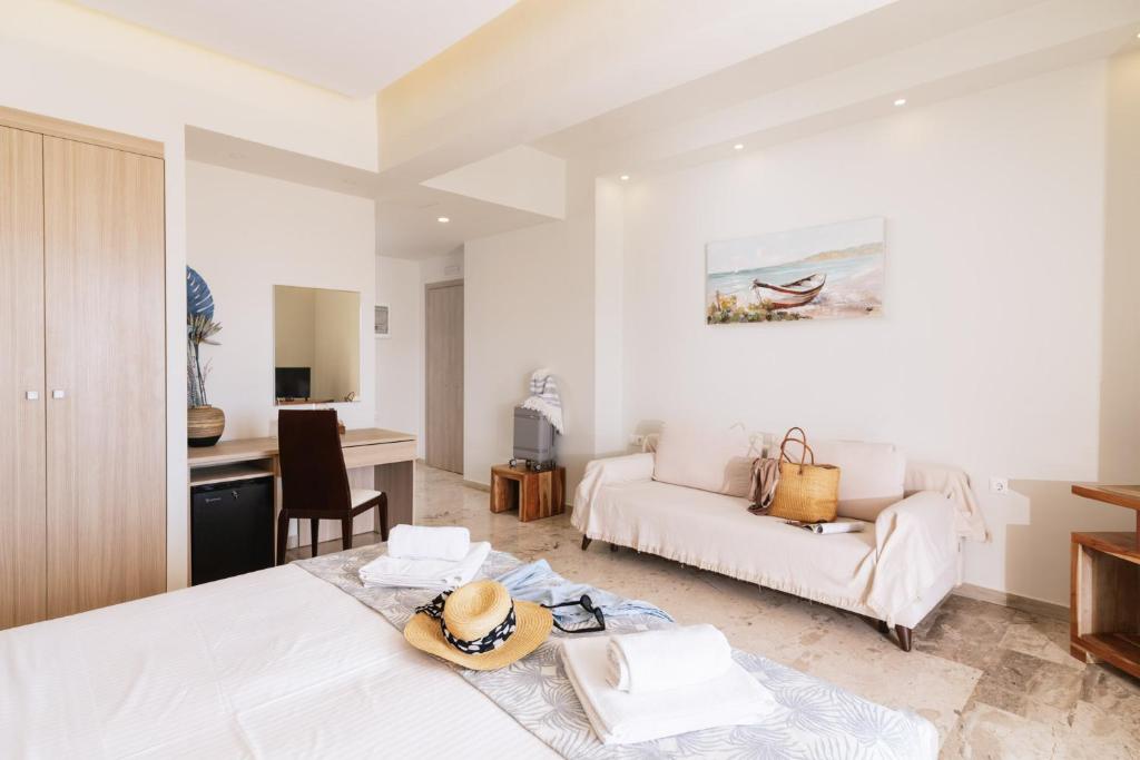 Junior Suite Pool View