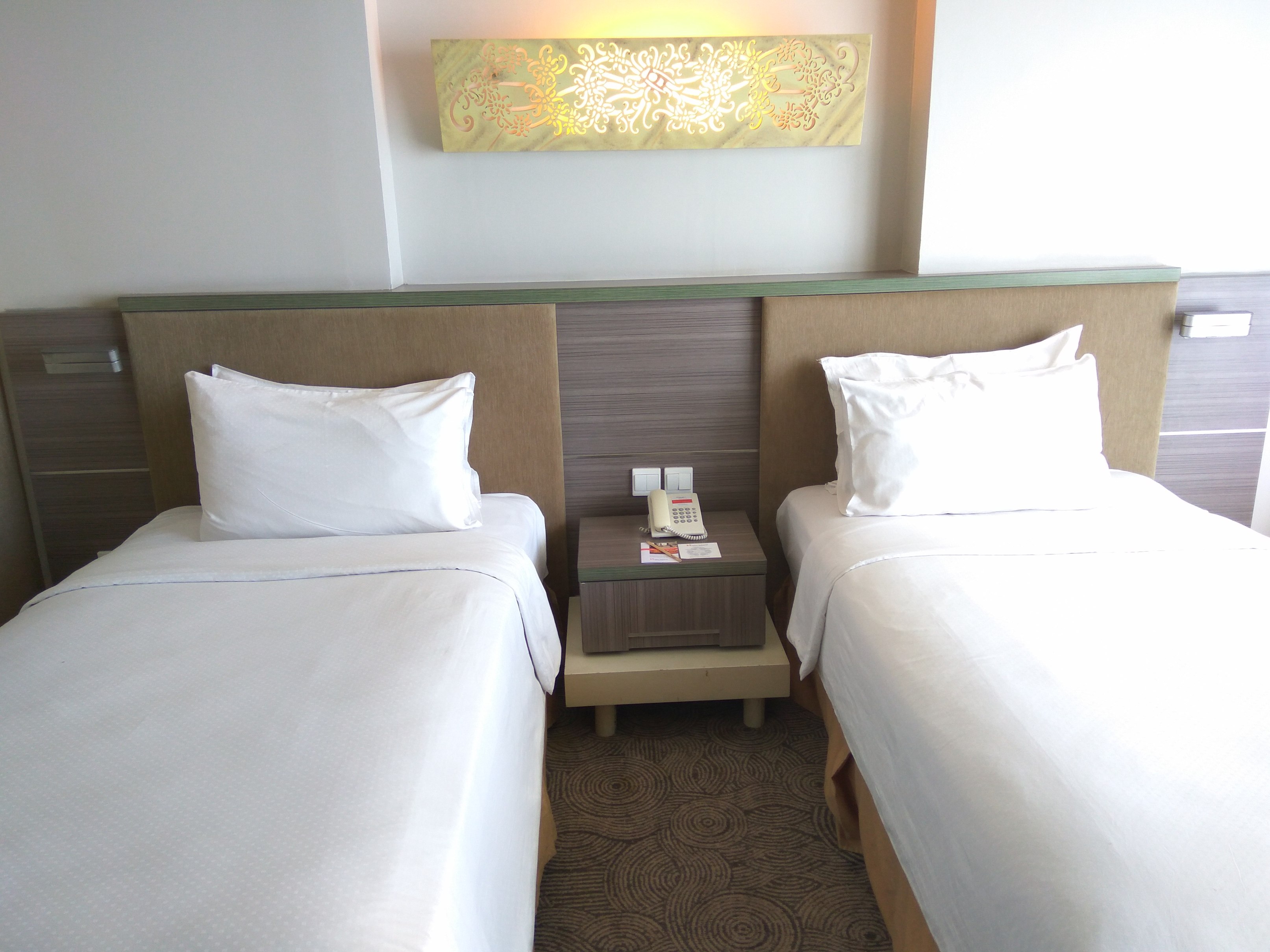 Double or Twin Deluxe