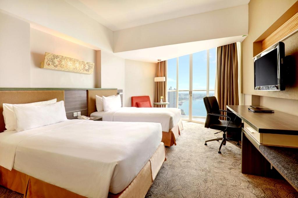 Twin Deluxe Superior