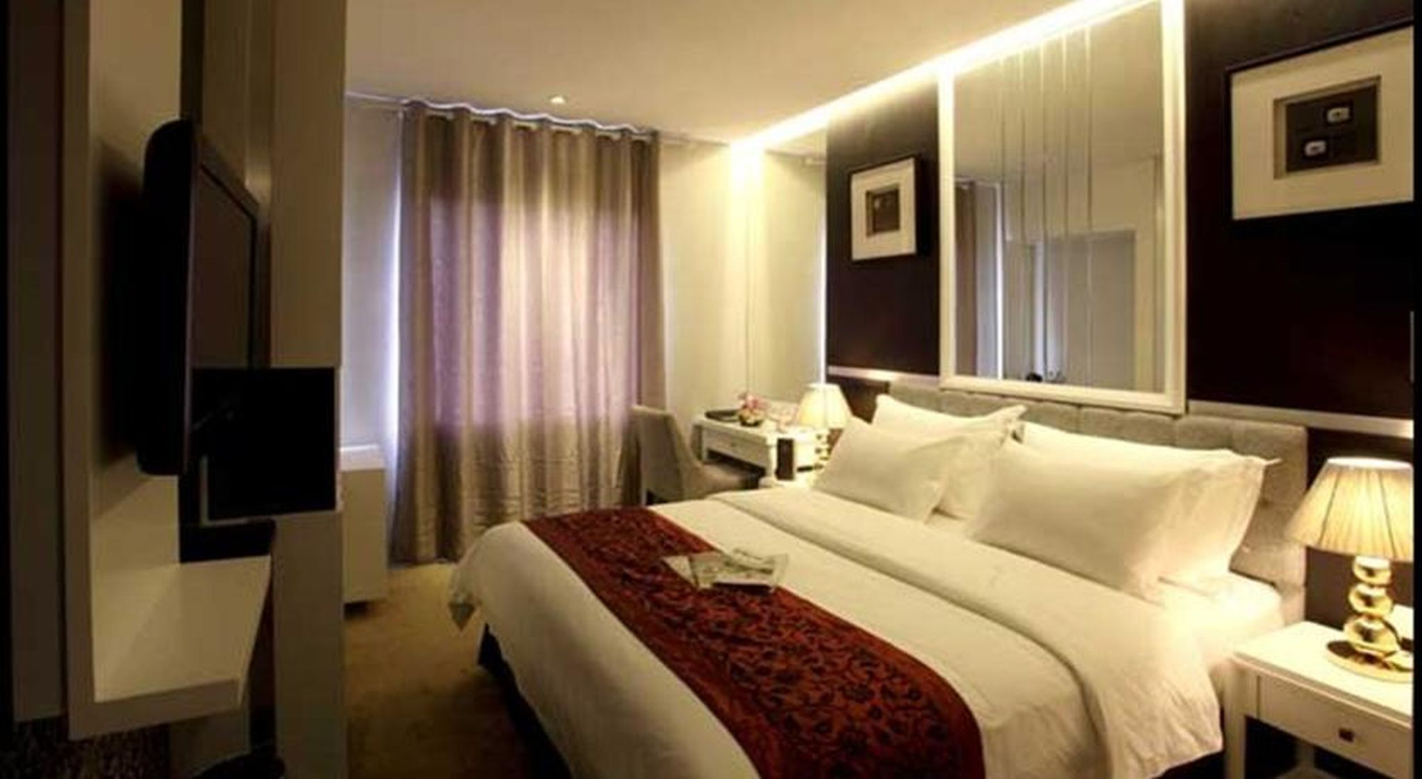 Double or Twin Deluxe