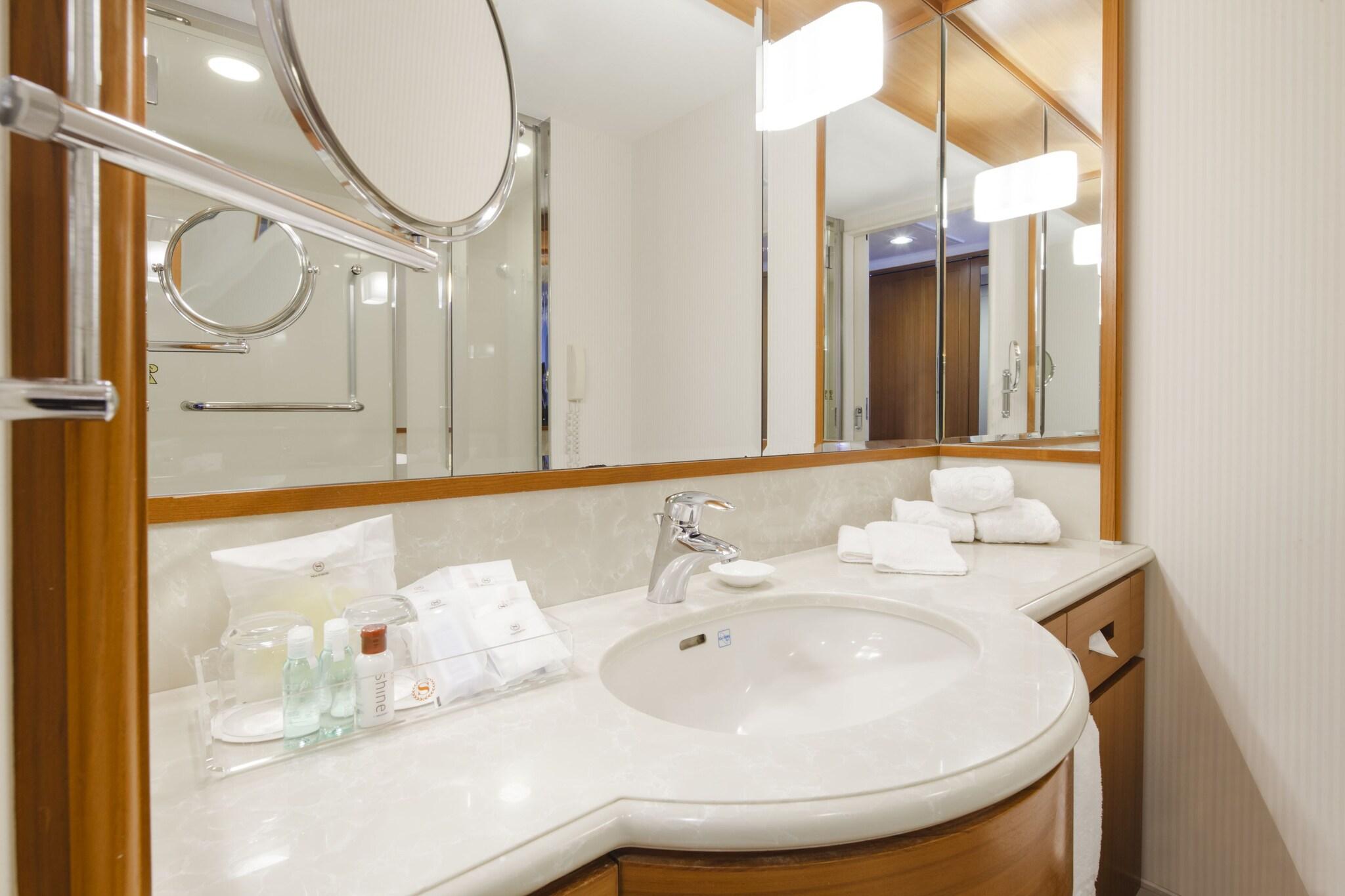 Quadruple Two Double Beds with Views