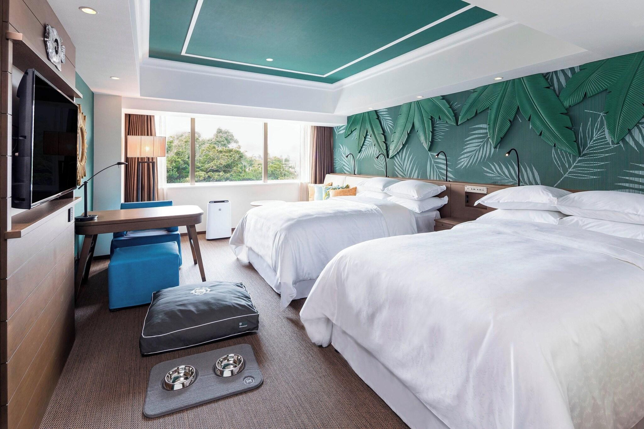 Quadruple Two Double Beds