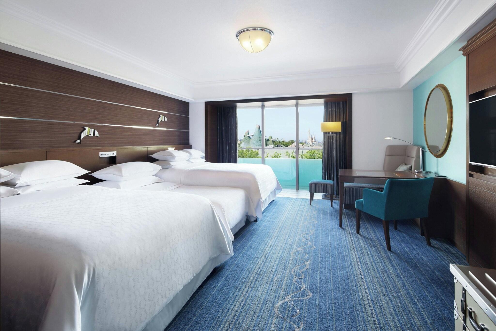 Quadruple with Views