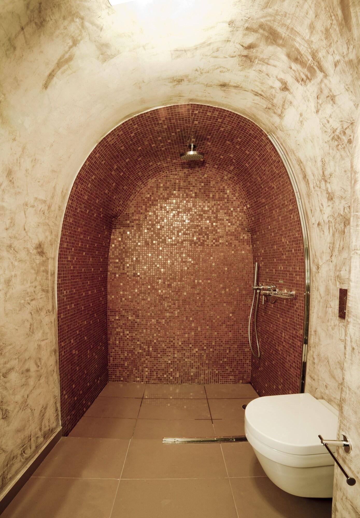 Suite Queen Size Bed