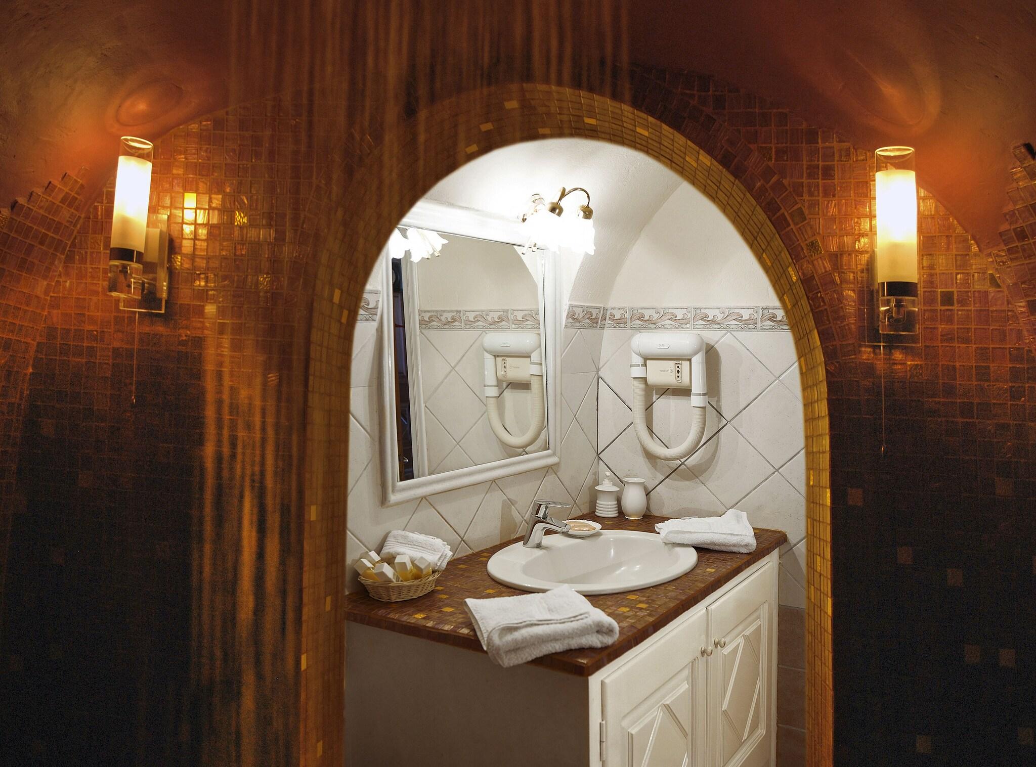 Suite Queen Size Bed