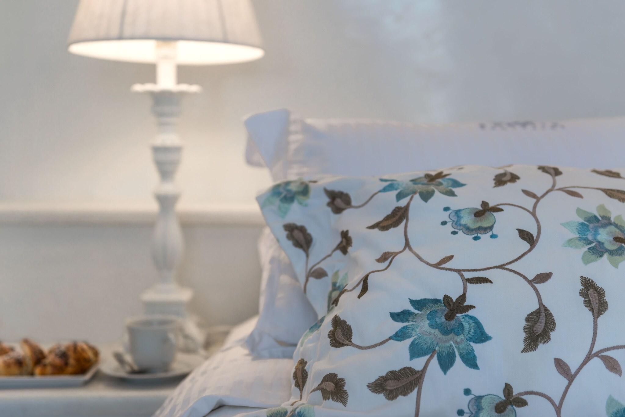 Junior Suite Queen Size Bed