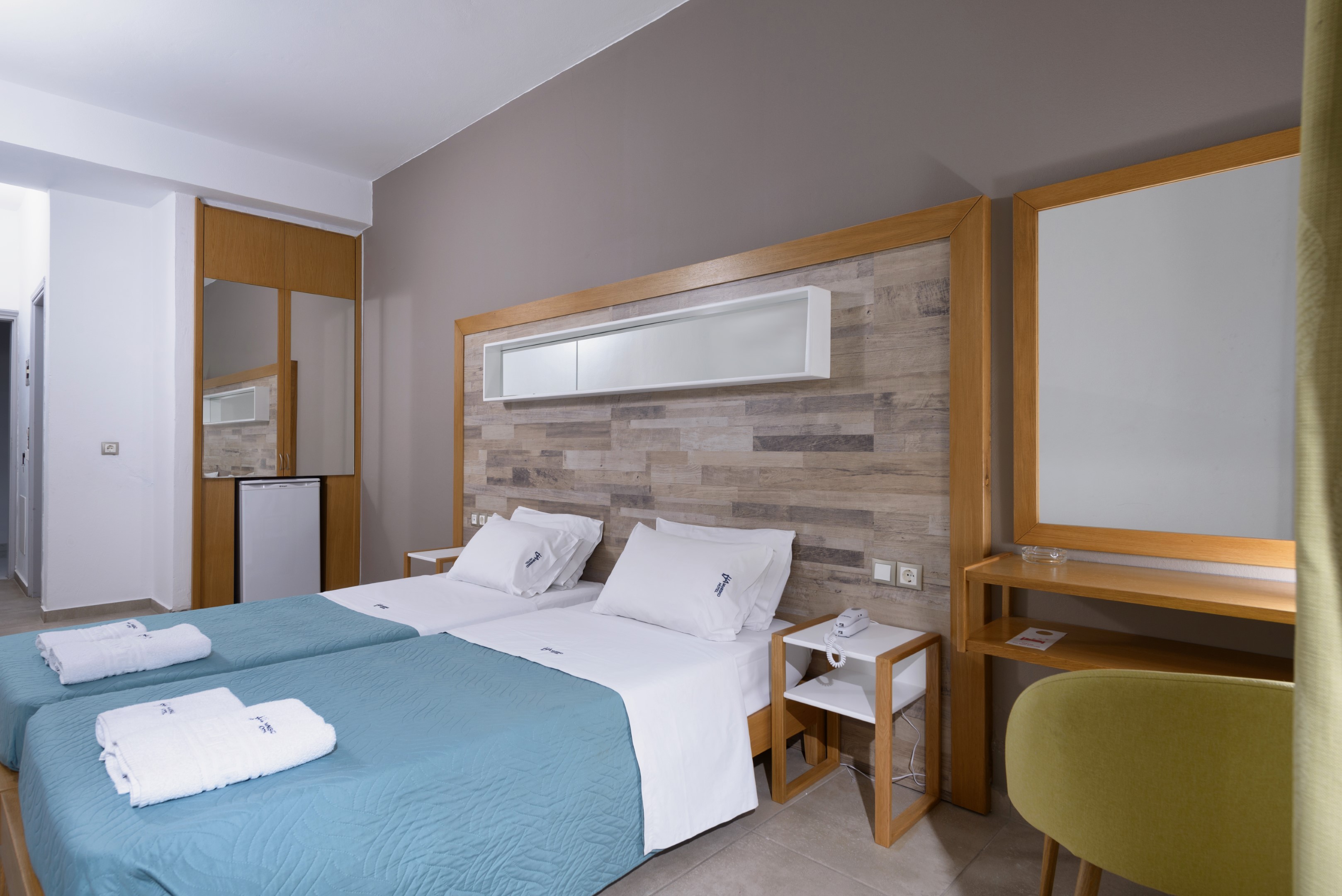 Double or Twin Standard