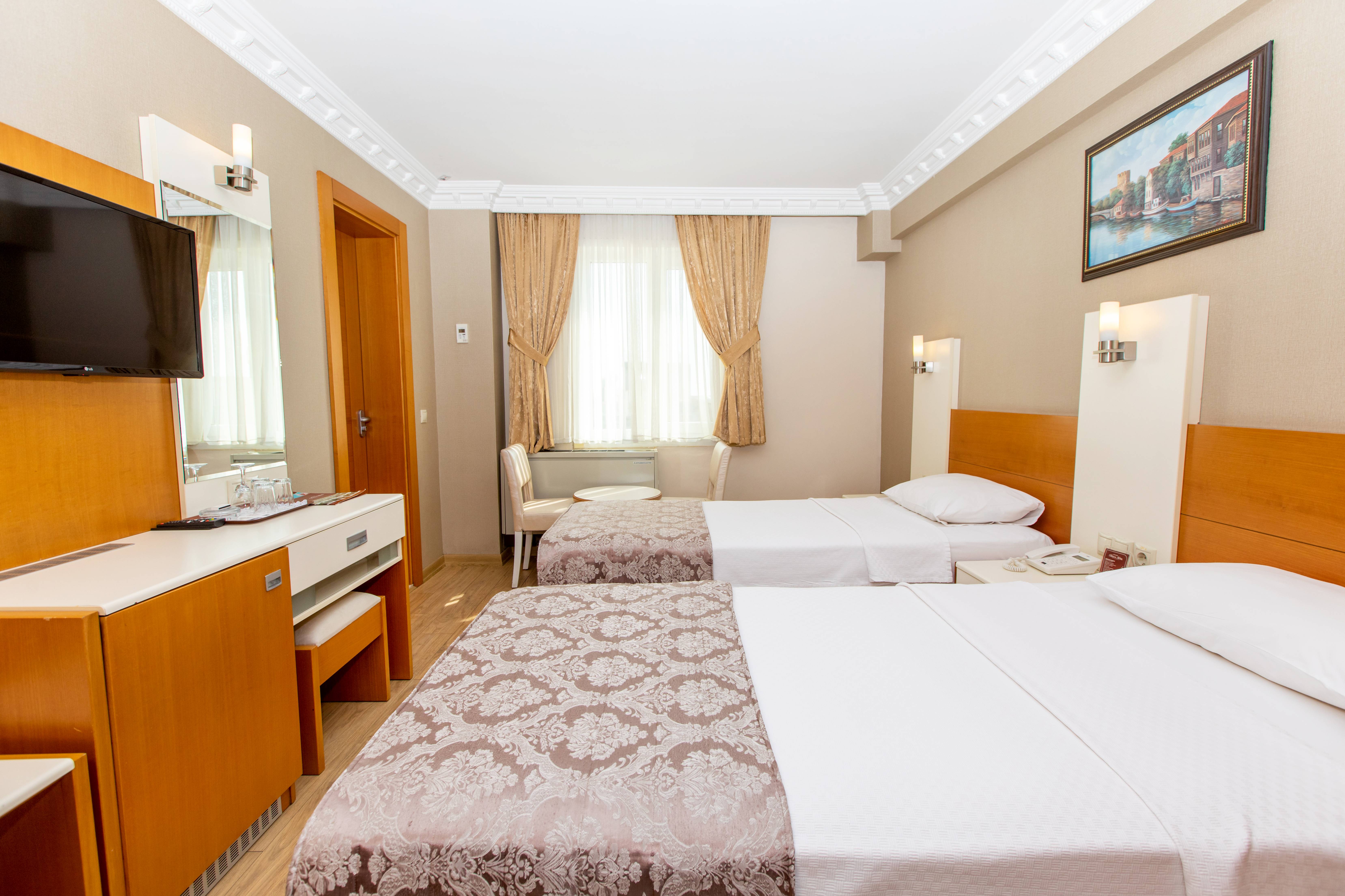 Double or Twin Standard