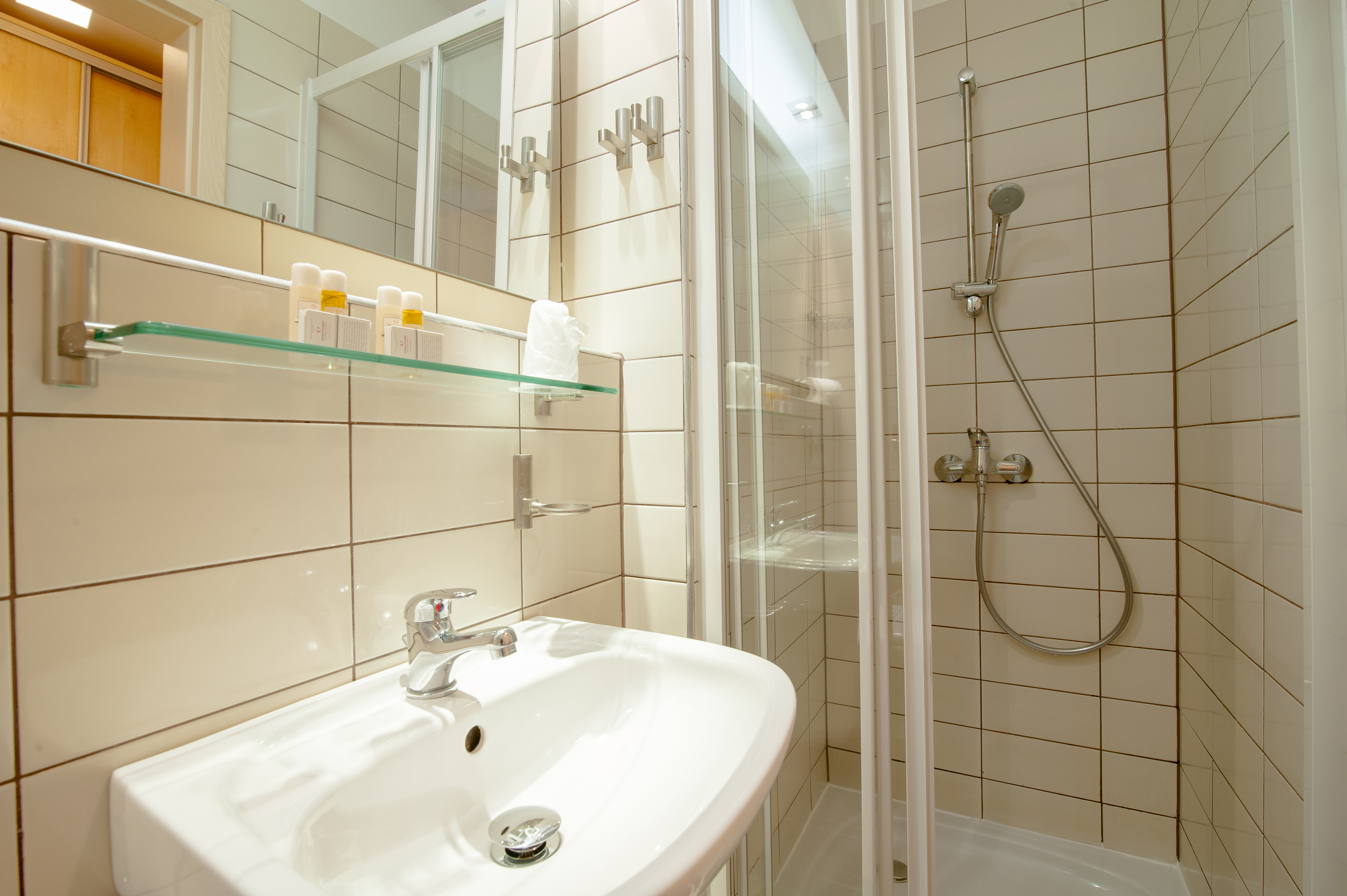 Double or Twin Standard