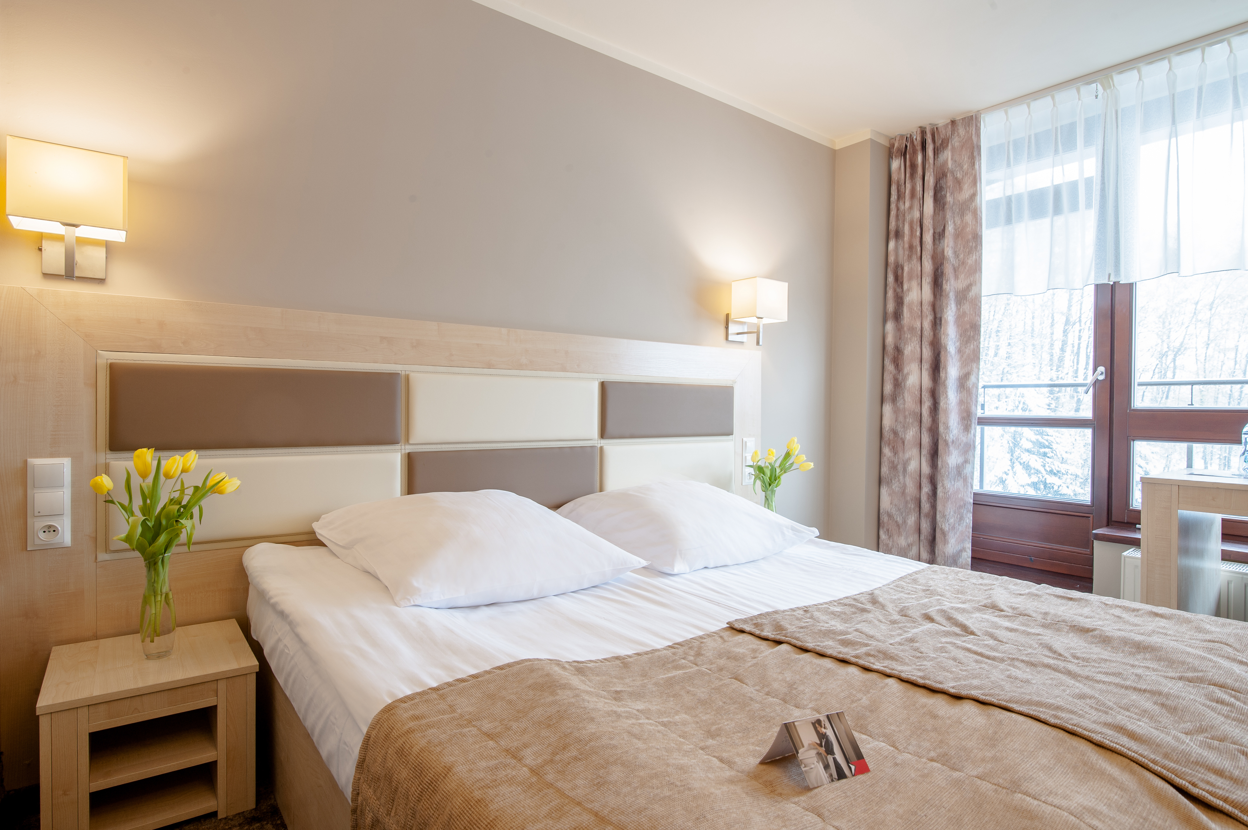 Double or Twin Standard