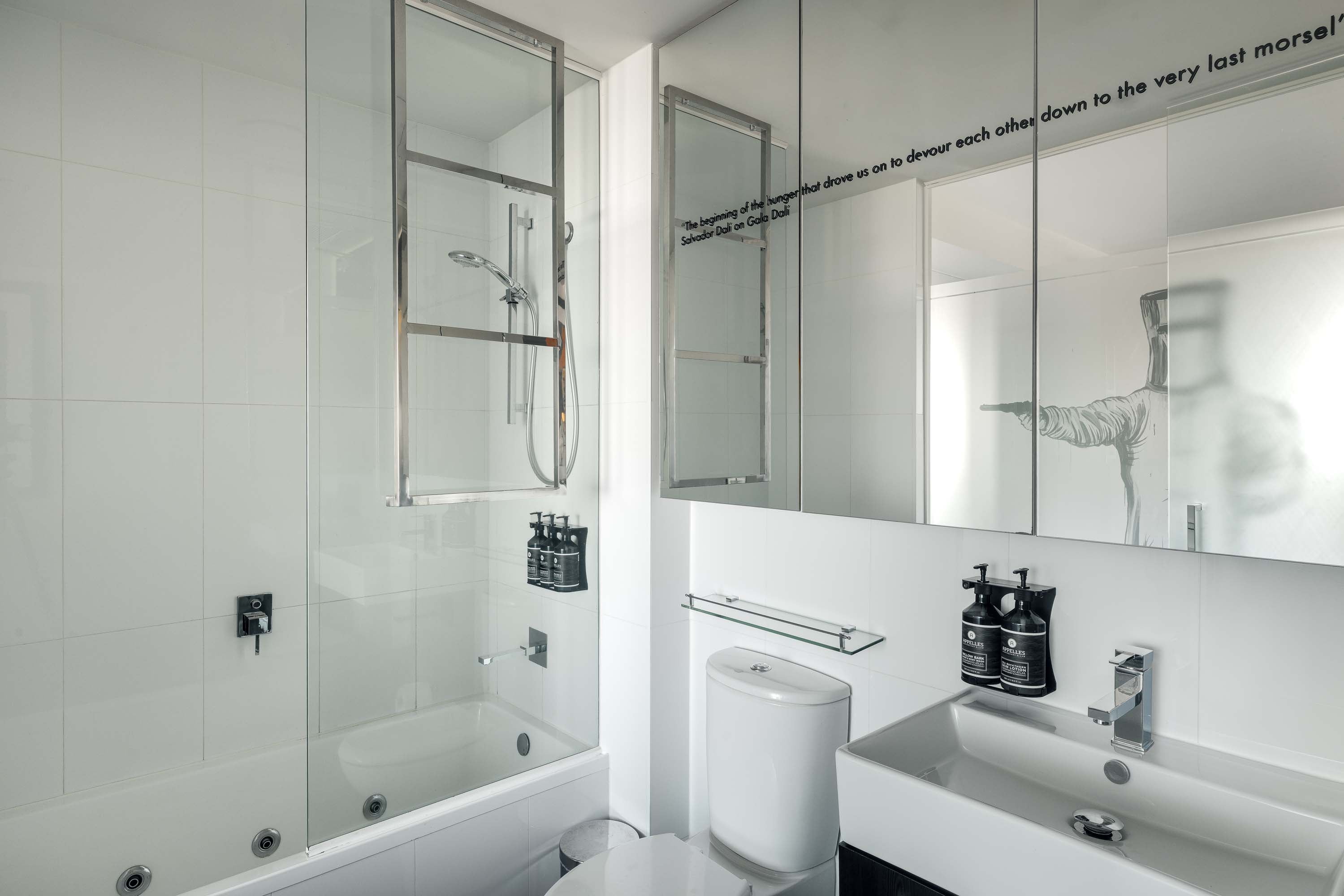 Studio King Size Bed