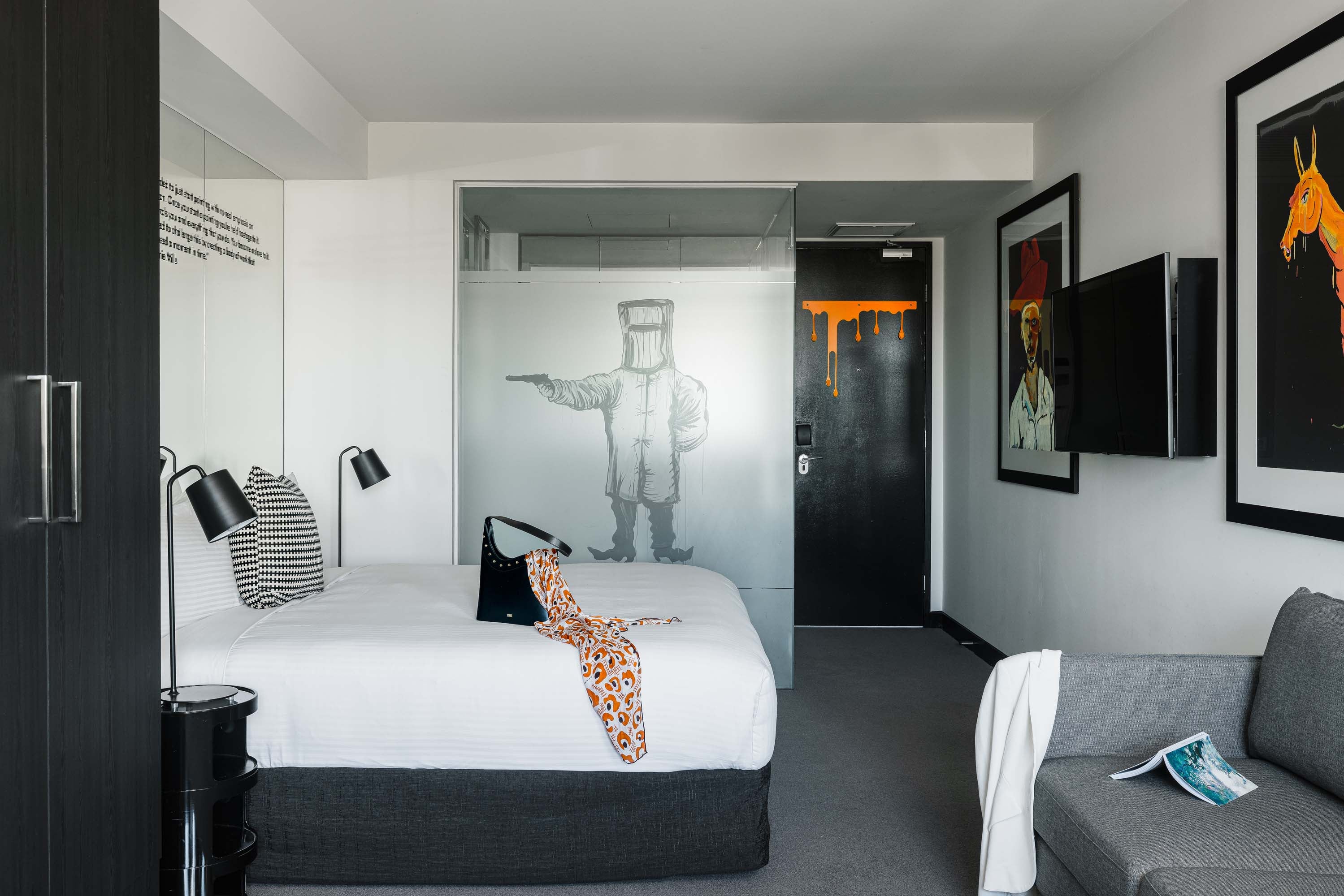 Studio King Size Bed