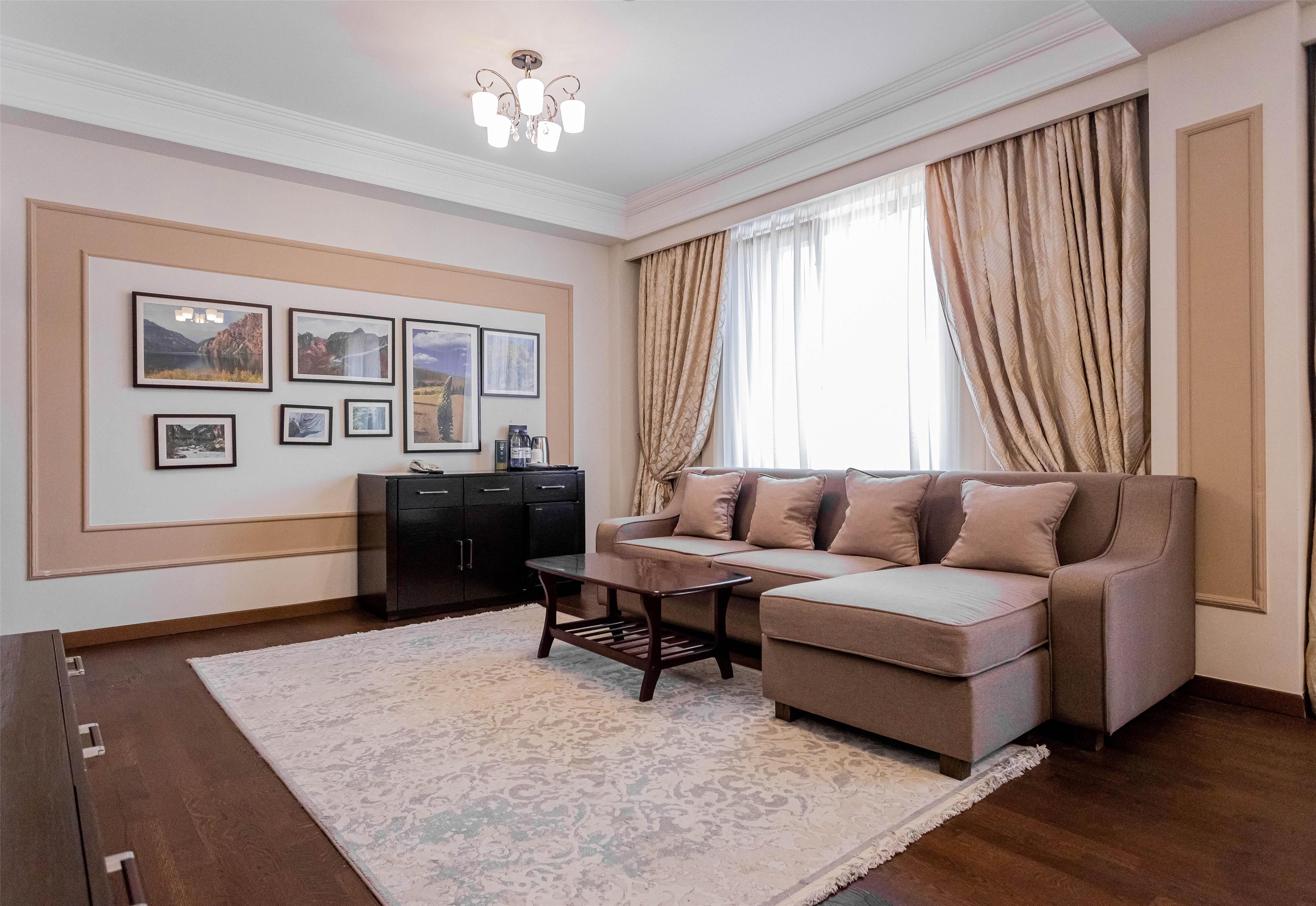 Family Room Two Bedrooms