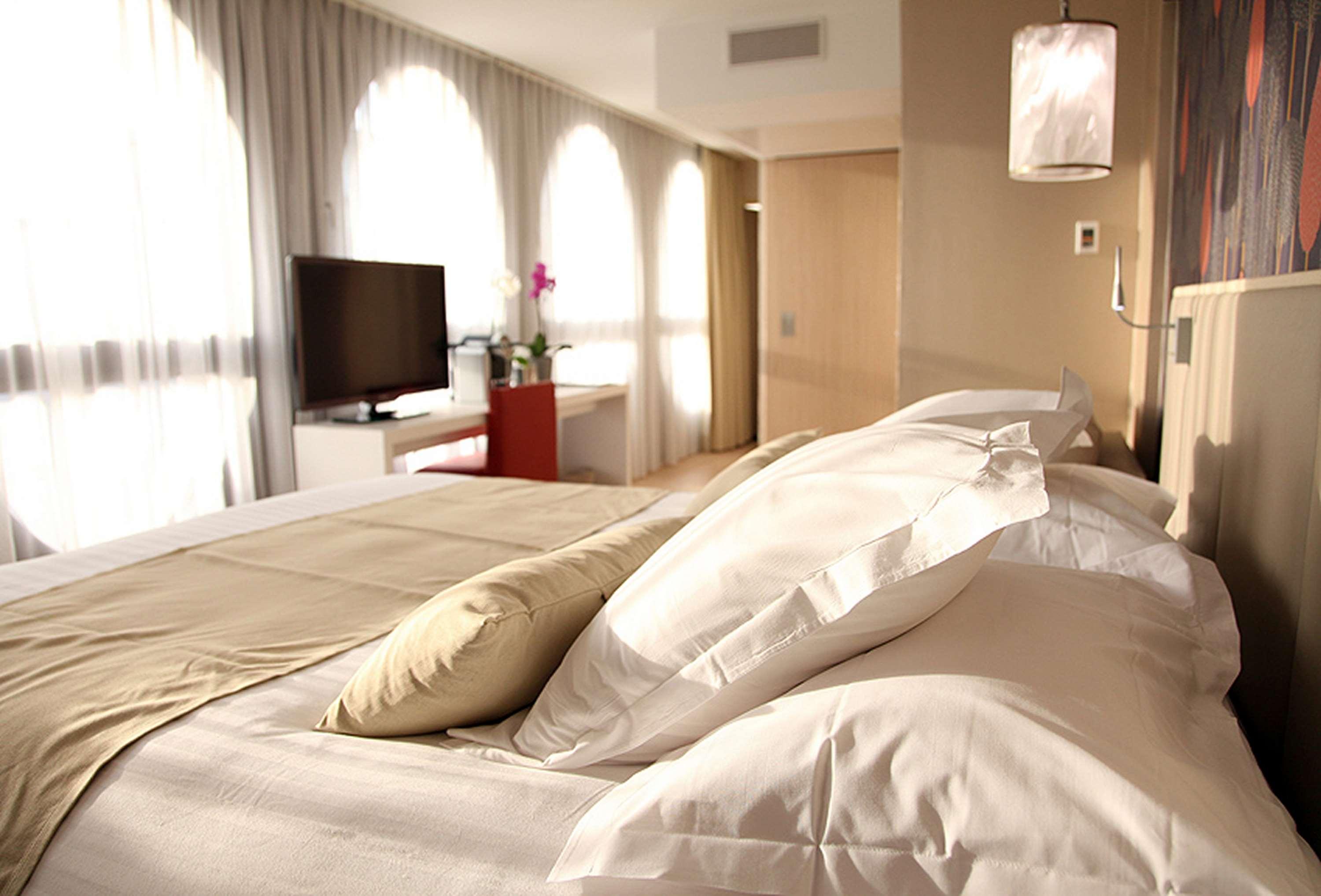 Junior Suite King Size Bed