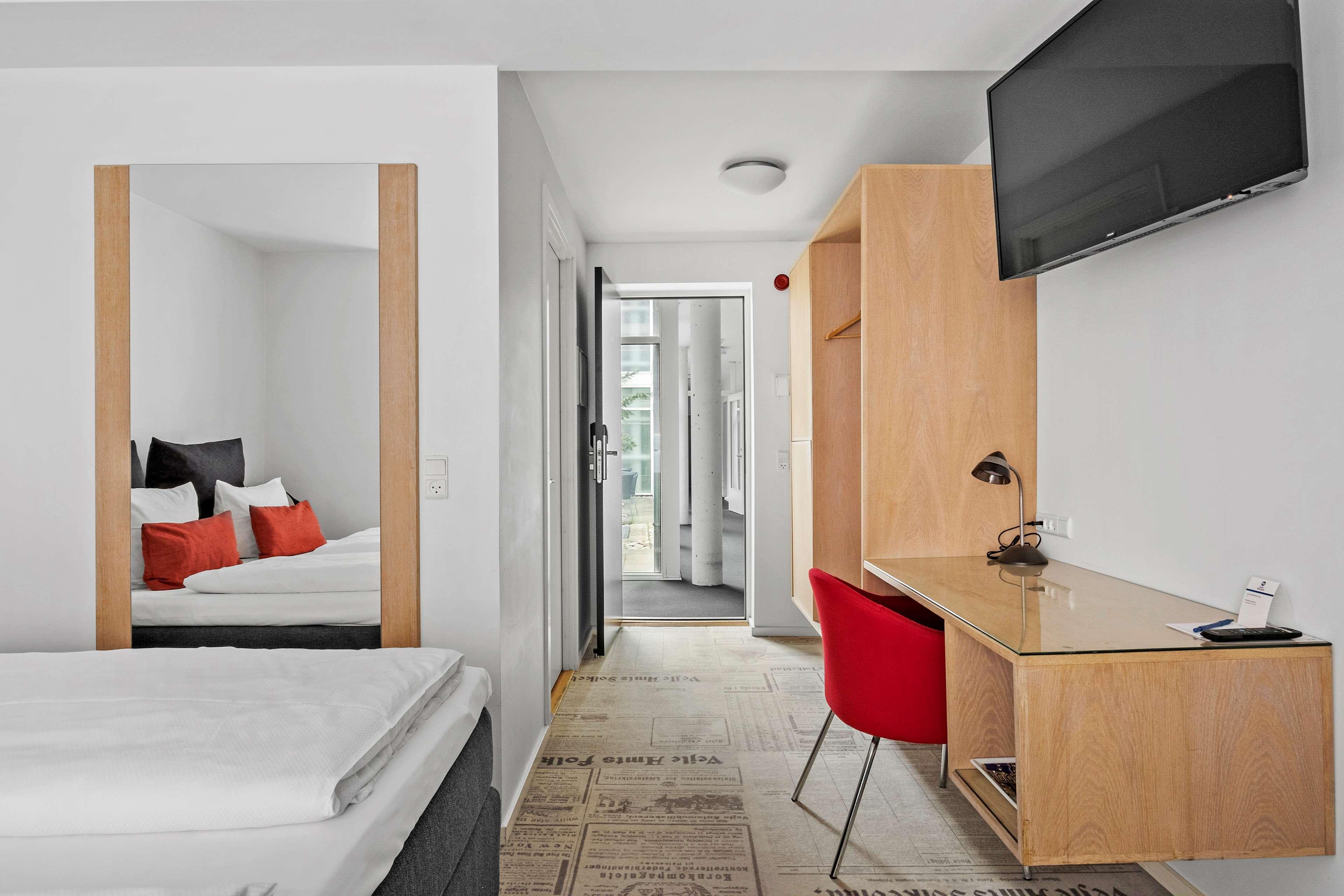 Double Business Non Smoking