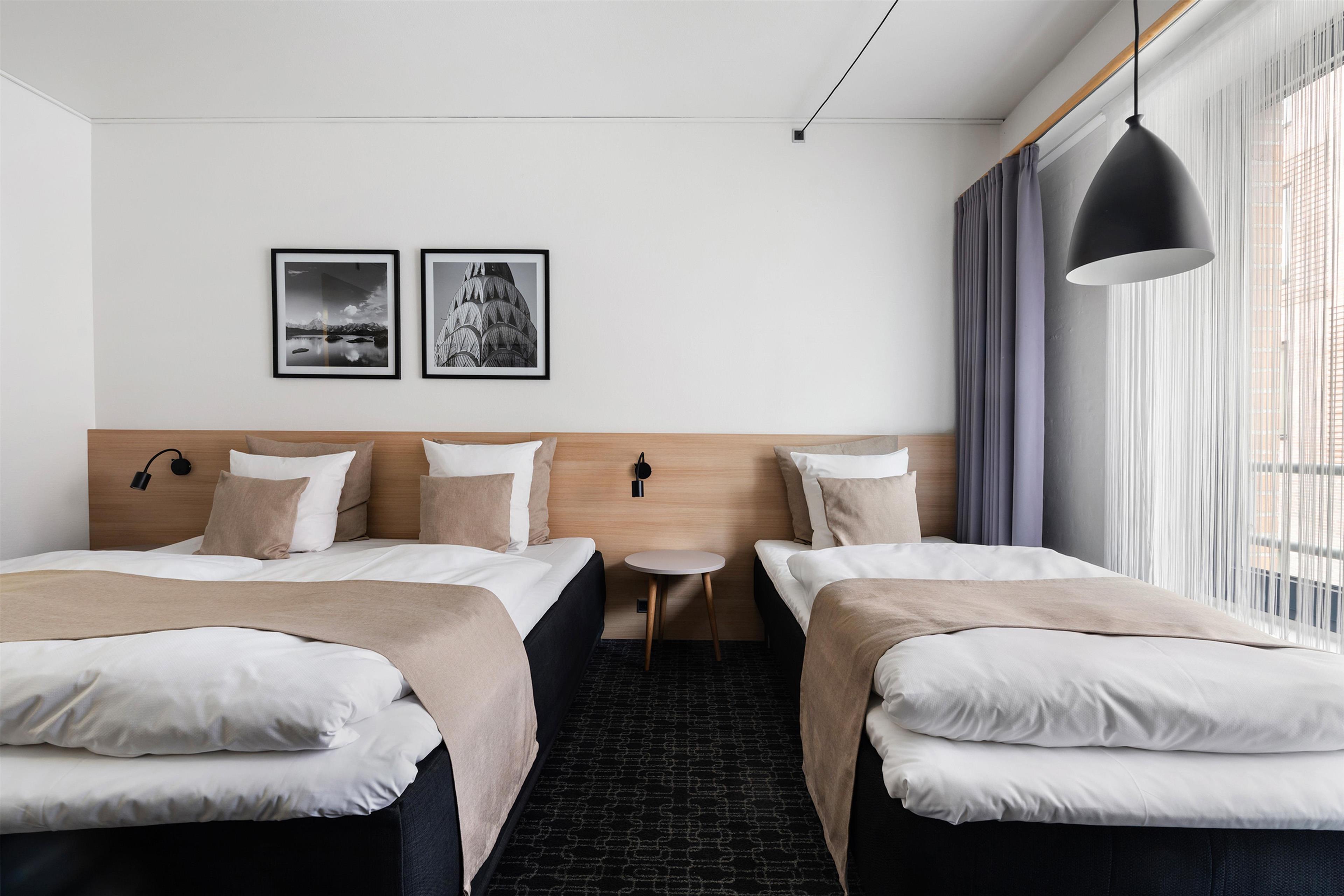 Family Room Capacity 3