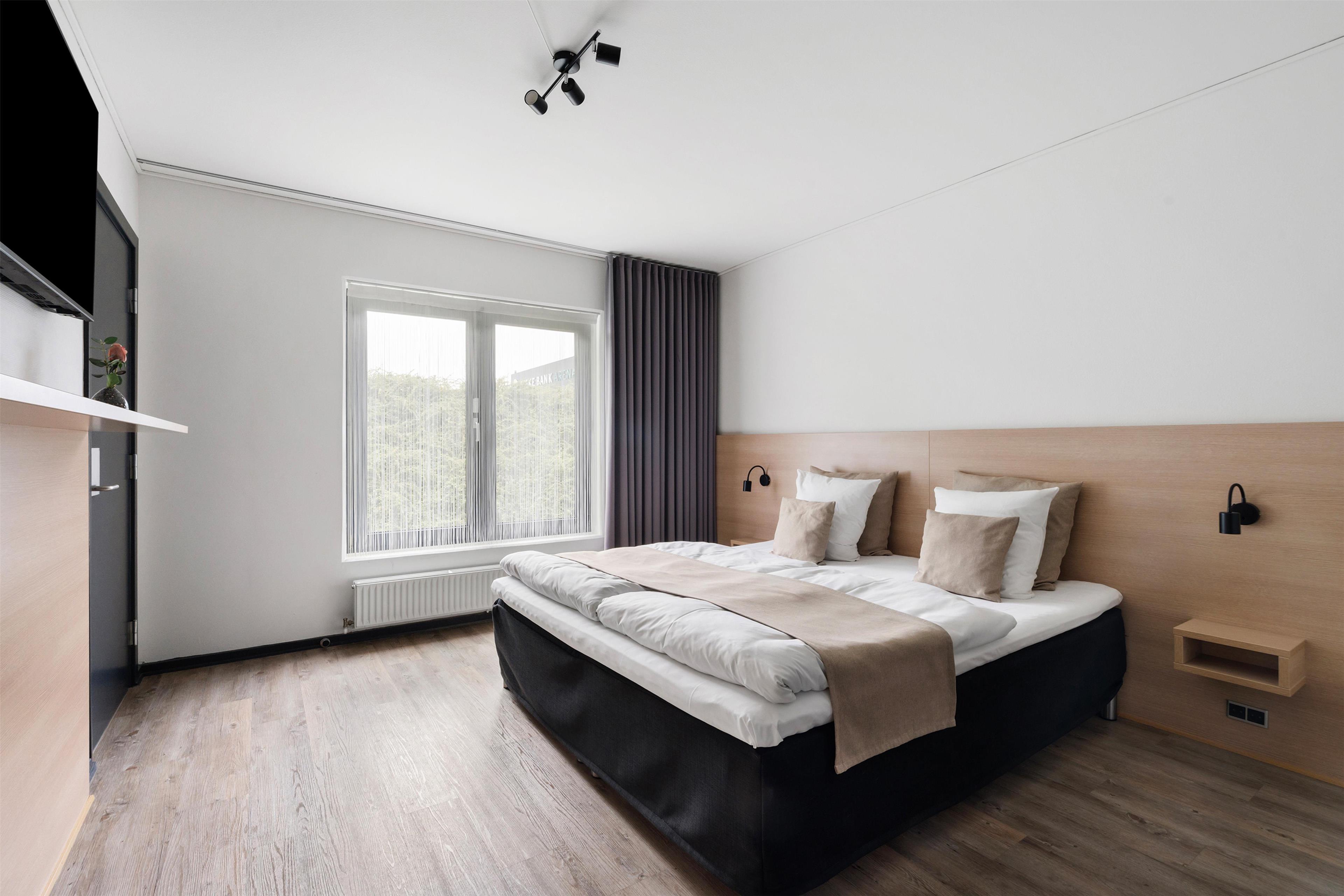 Family Room Capacity 4