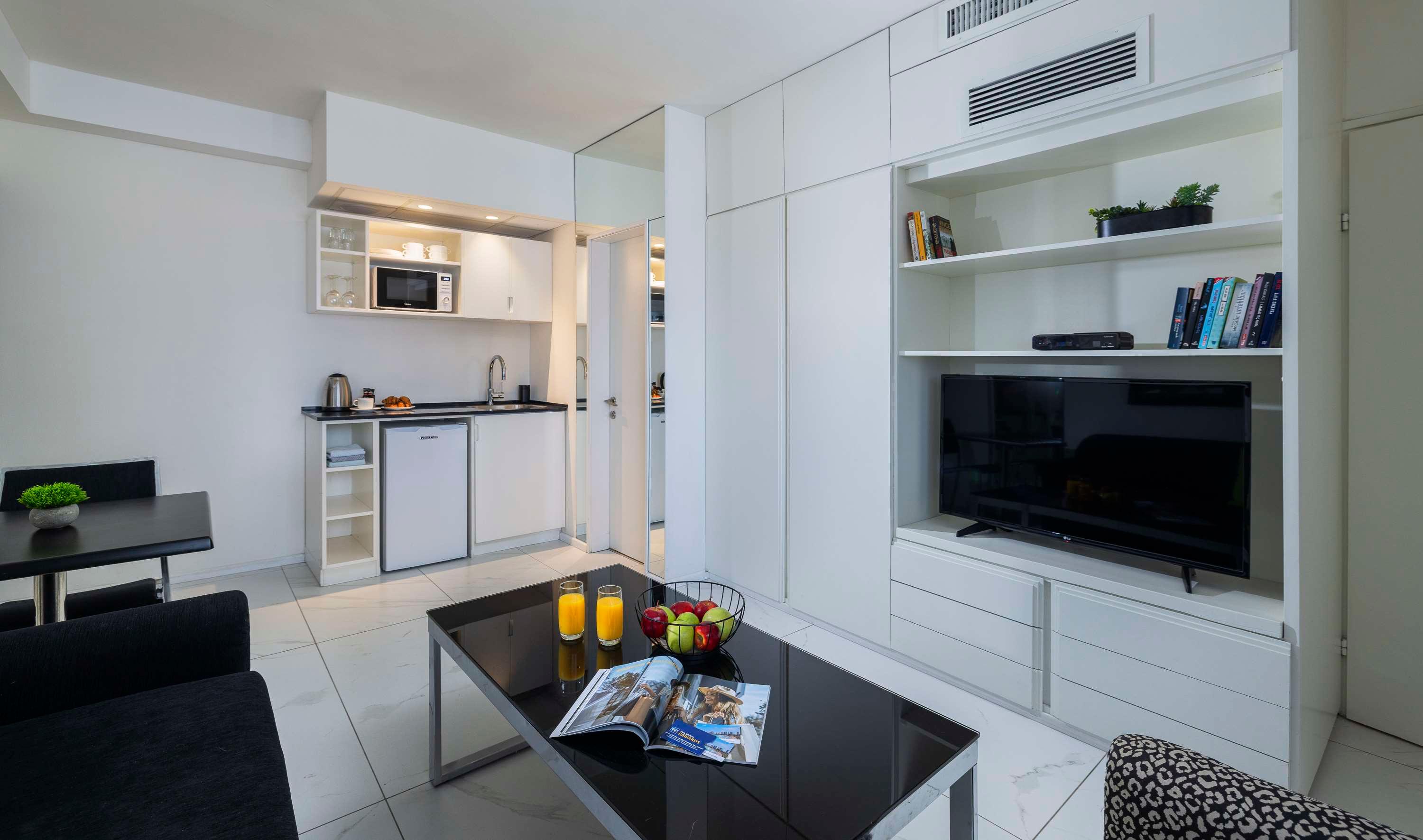 Suite Queen Bed Non Smoking