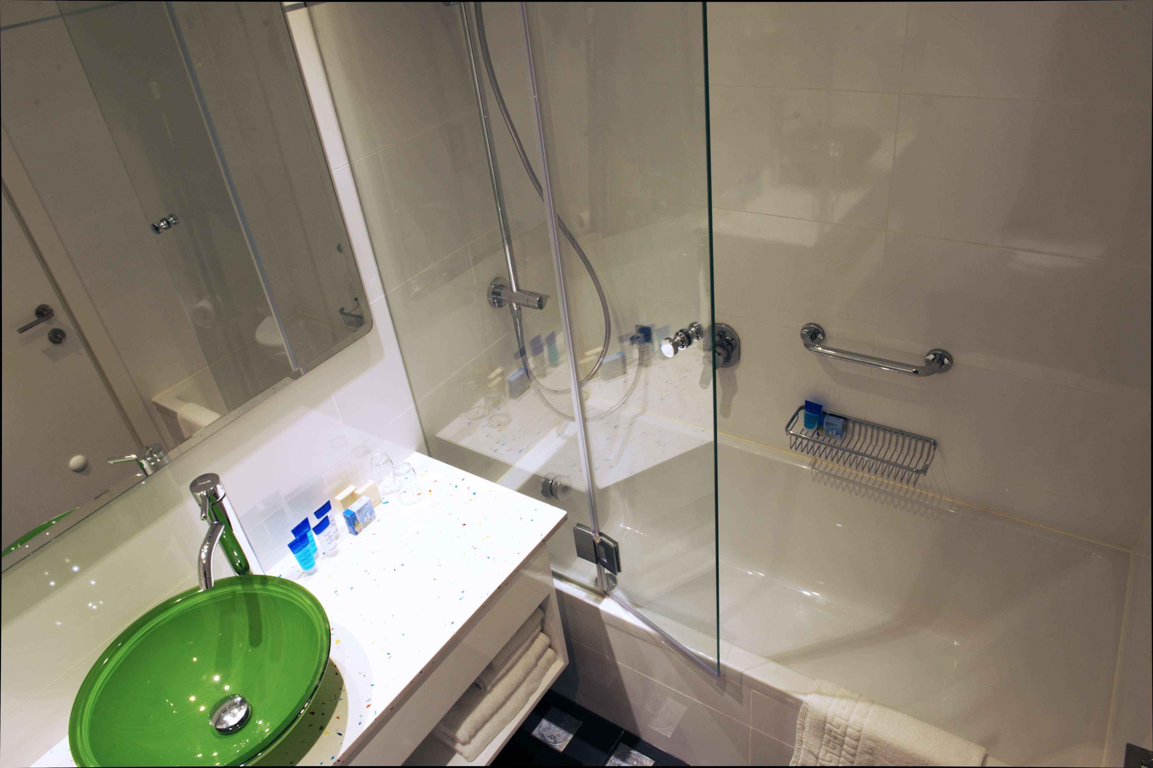 Suite Queen Bed Non Smoking